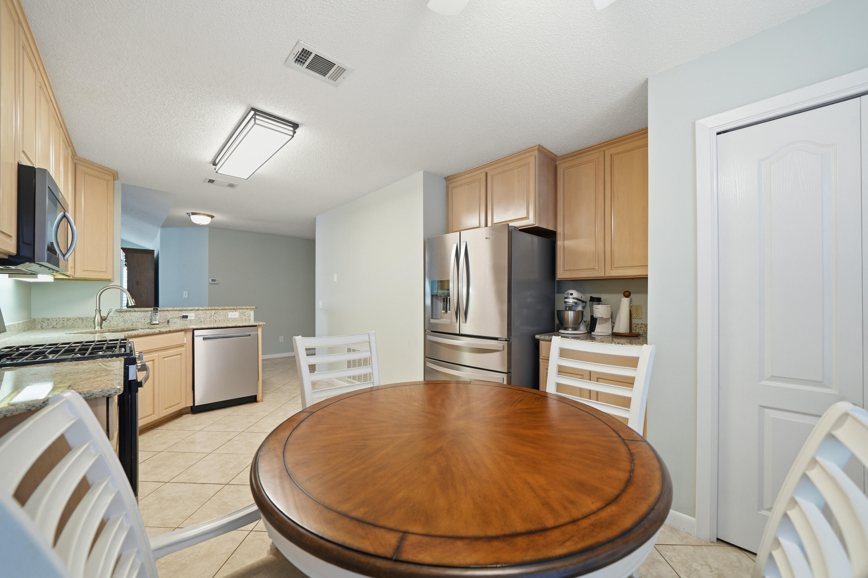 FAIRWAY LAKES PH 2 - Residential