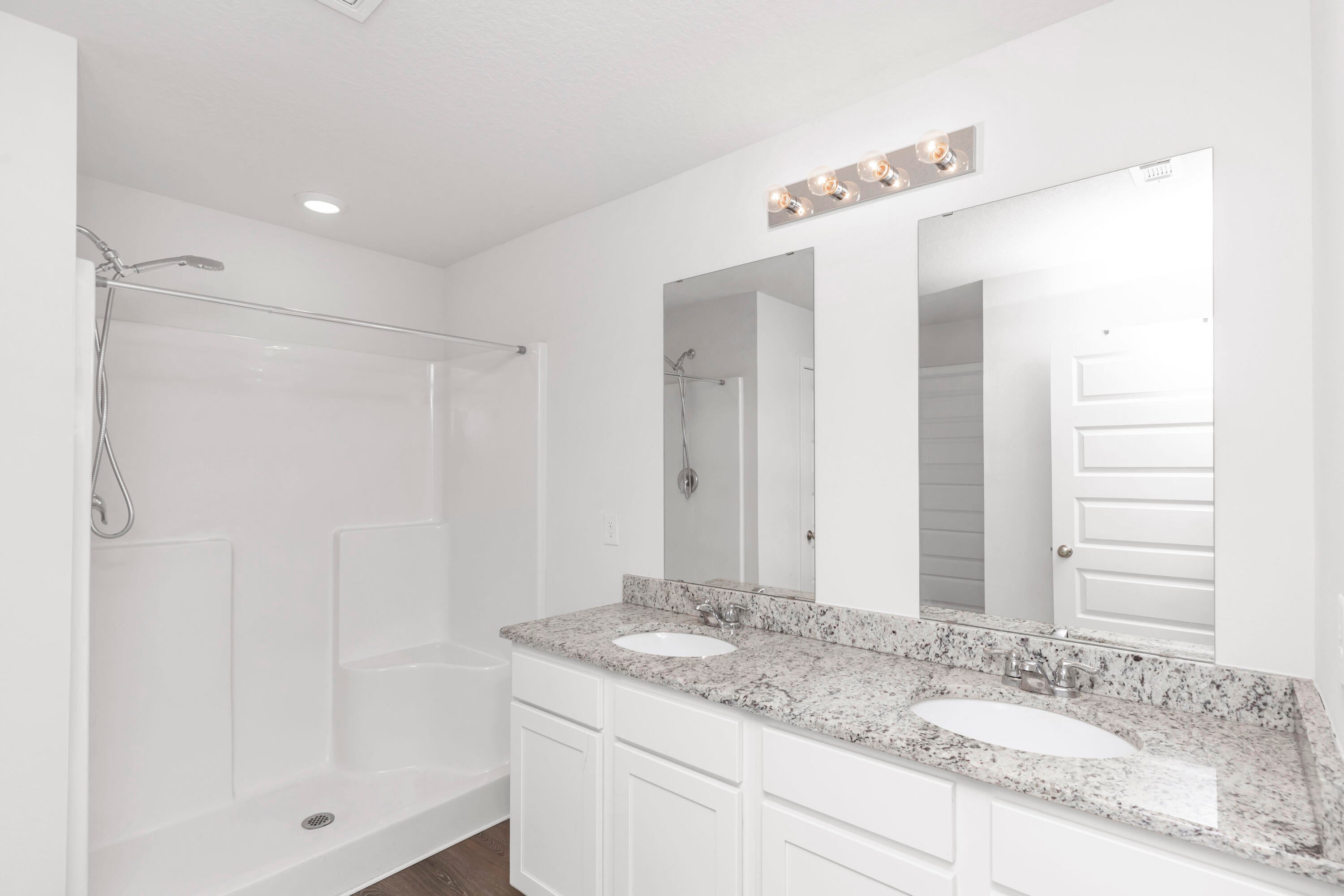 PATRIOT RIDGE - Residential Lease