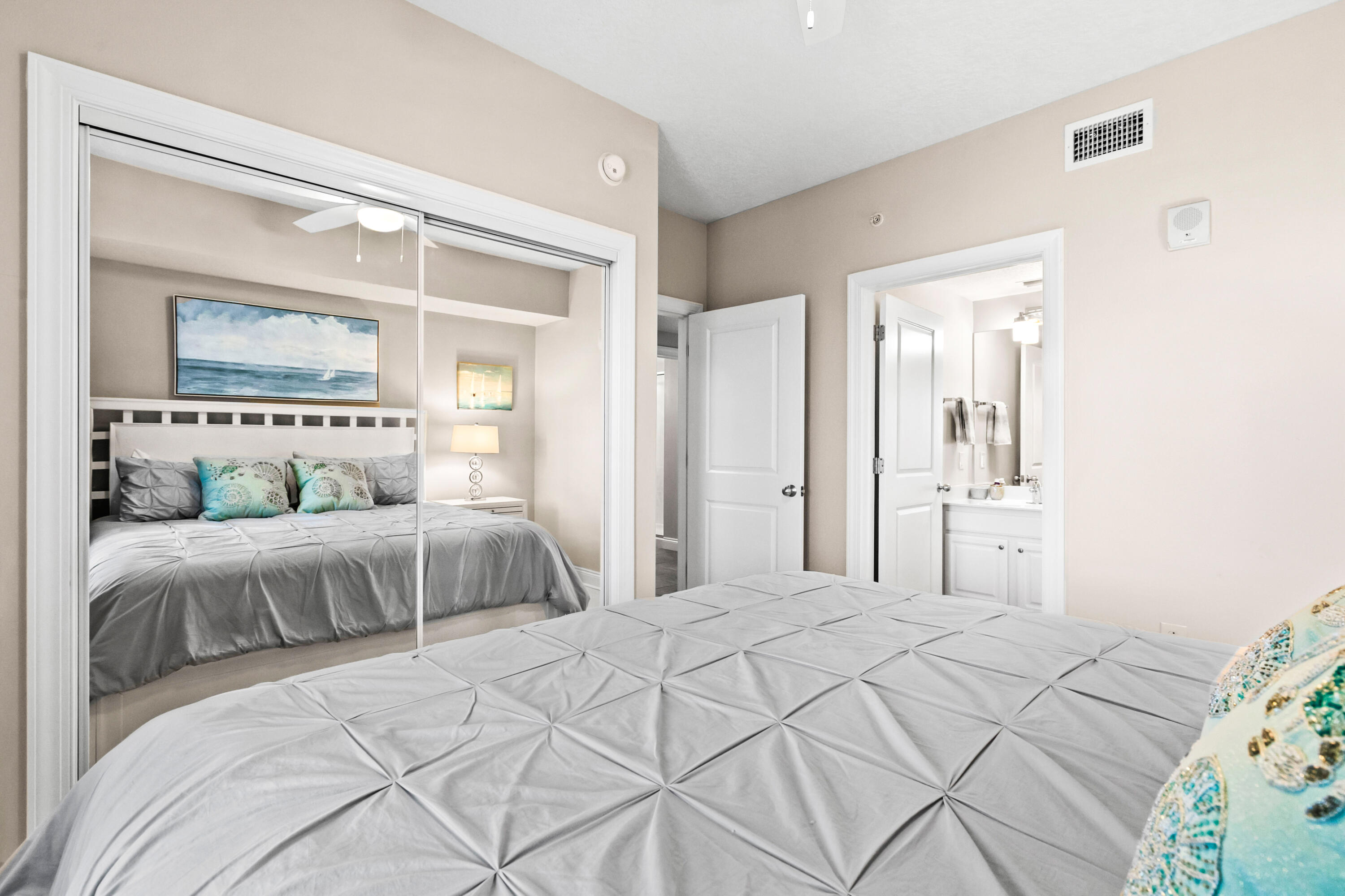 PALAZZO CONDOMINIUM - Residential