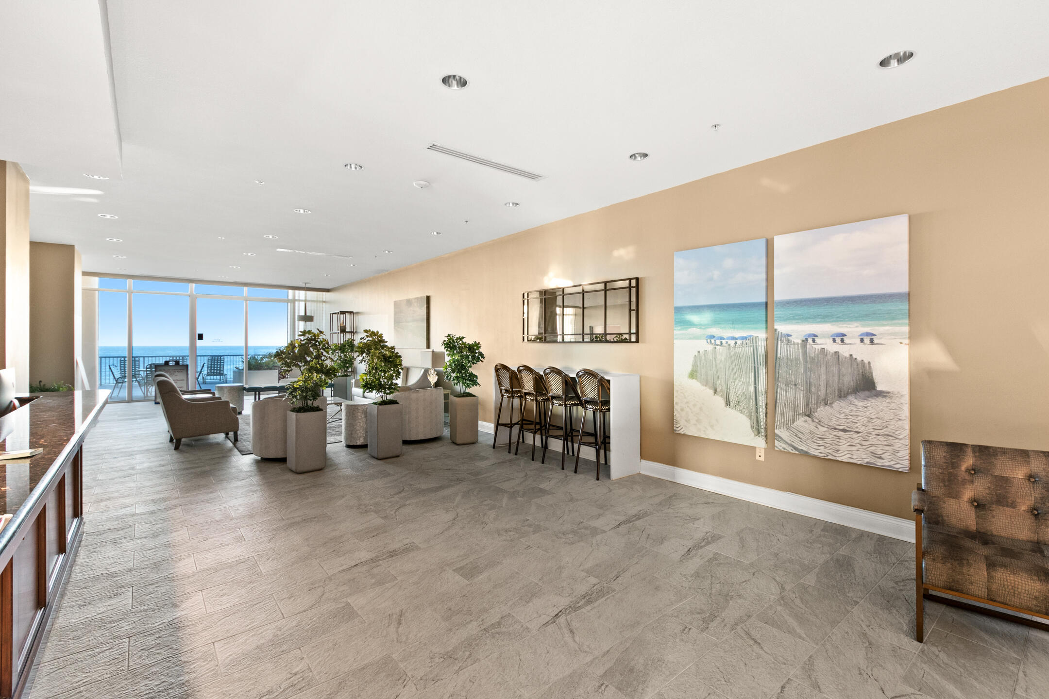 PALAZZO CONDOMINIUM - Residential