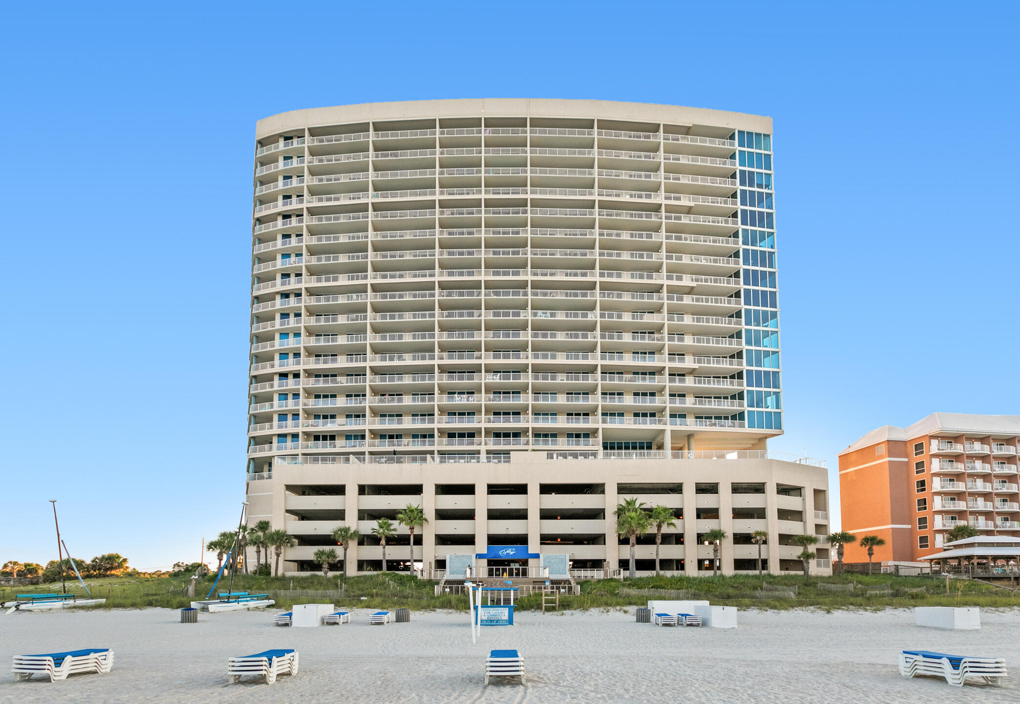 PALAZZO CONDOMINIUM - Residential