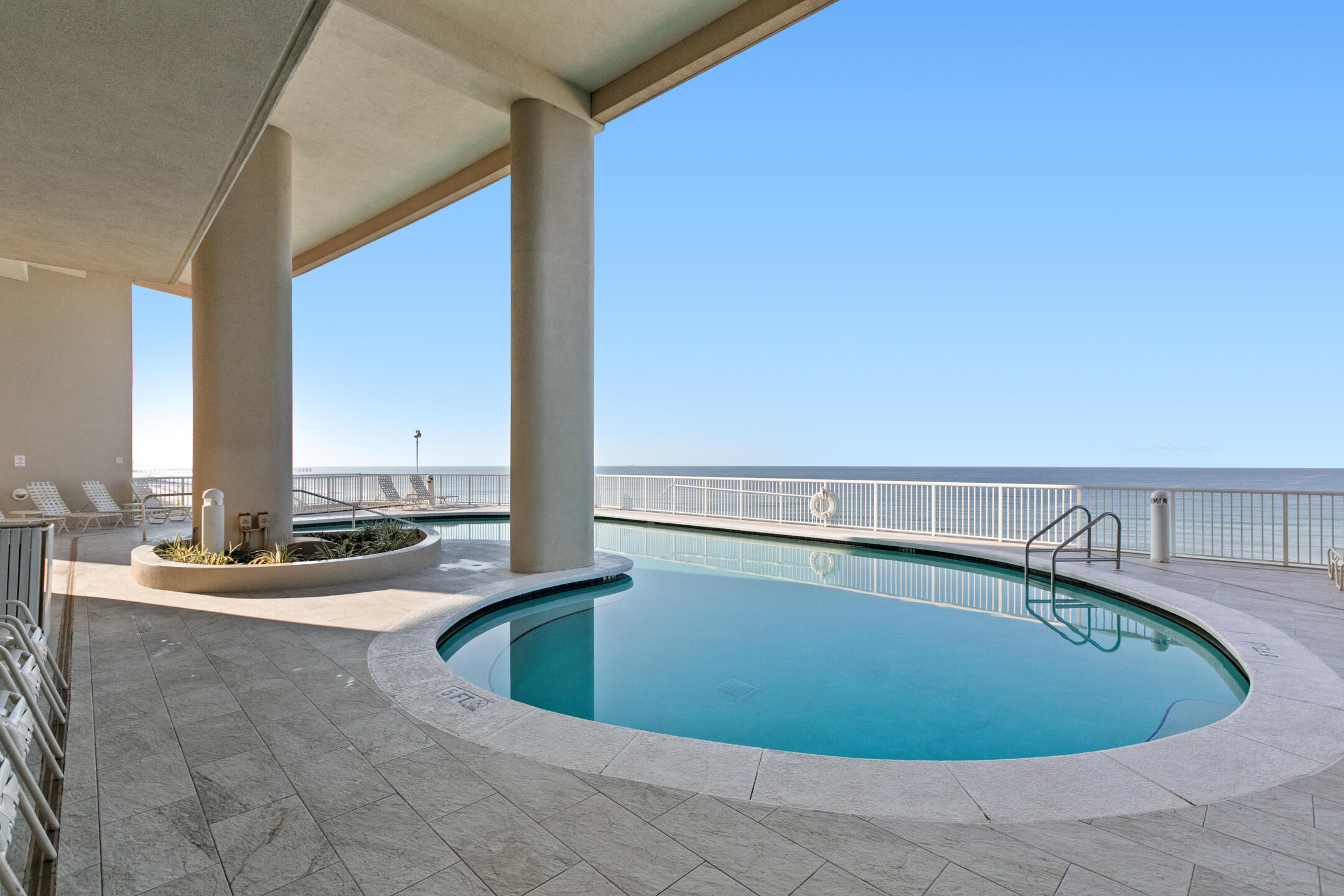 PALAZZO CONDOMINIUM - Residential