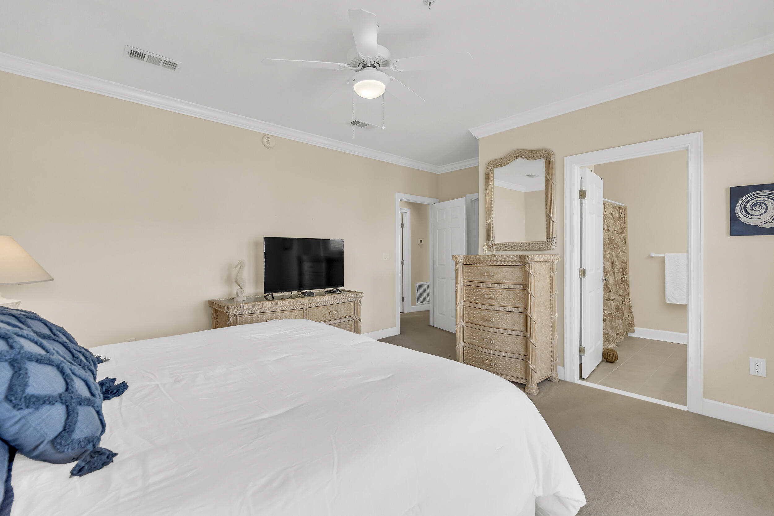 PAVILION PALMS - Residential