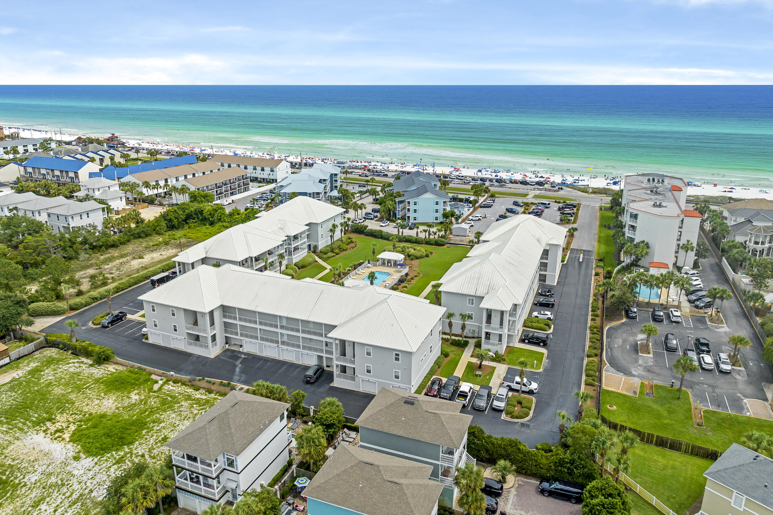 PAVILION PALMS - Residential