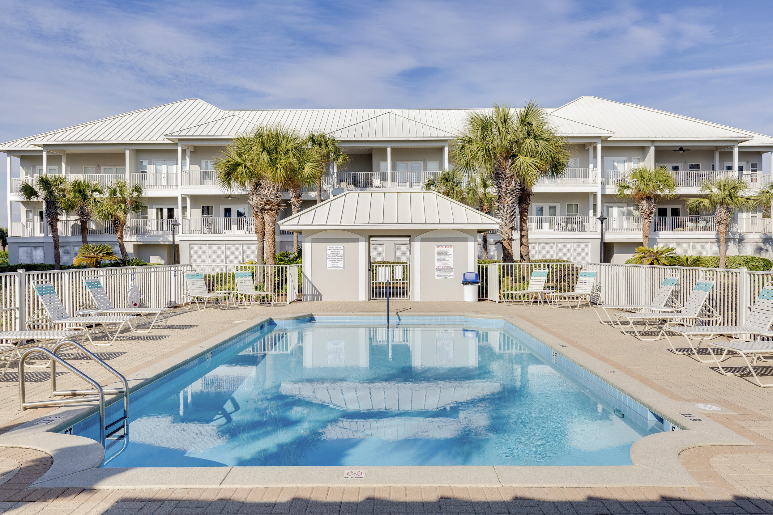 PAVILION PALMS - Residential
