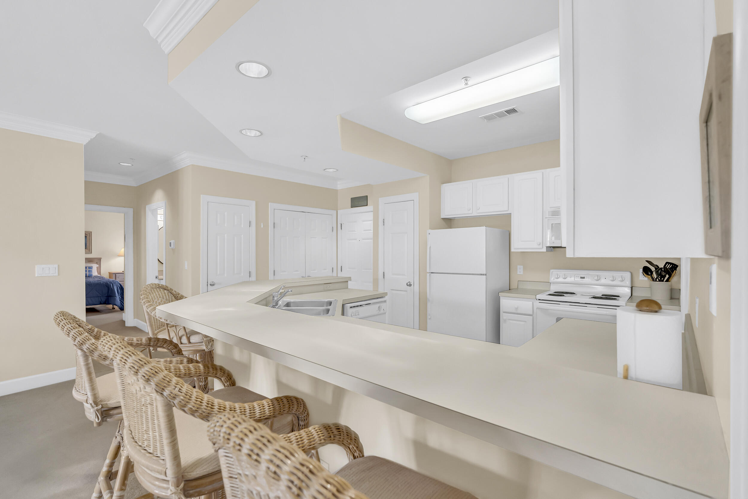 PAVILION PALMS - Residential