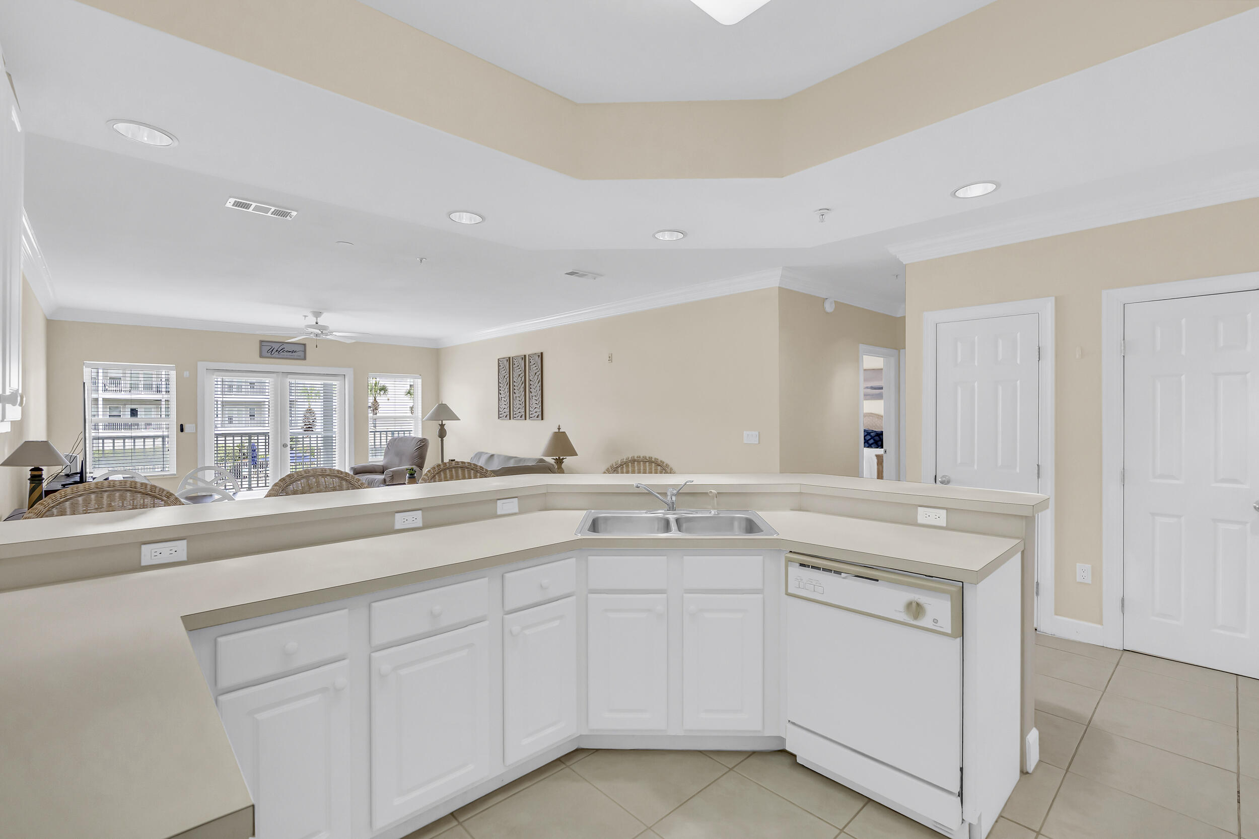 PAVILION PALMS - Residential