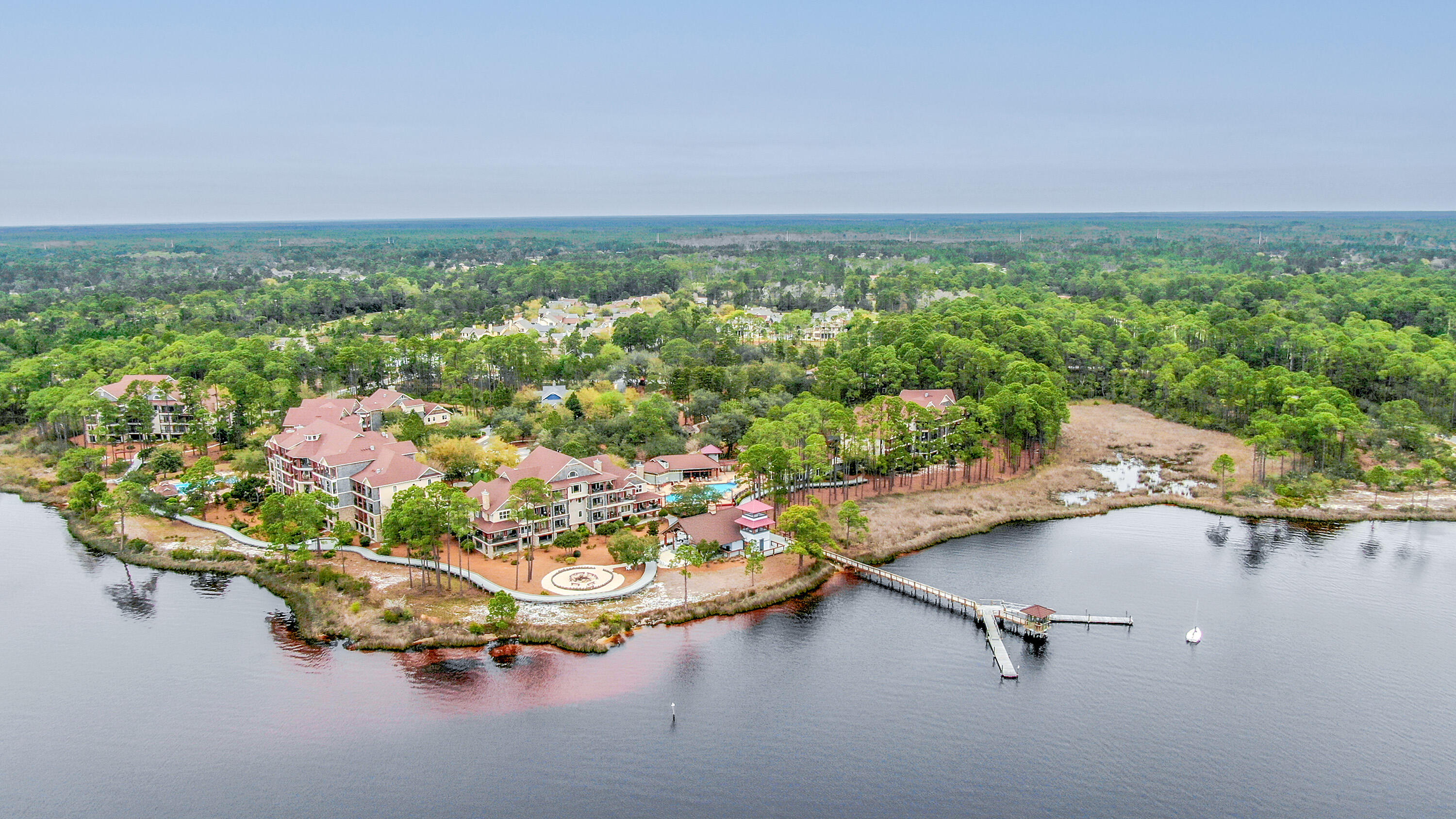 LAKESIDE LODGE AT PROSPECT POINT - Residential