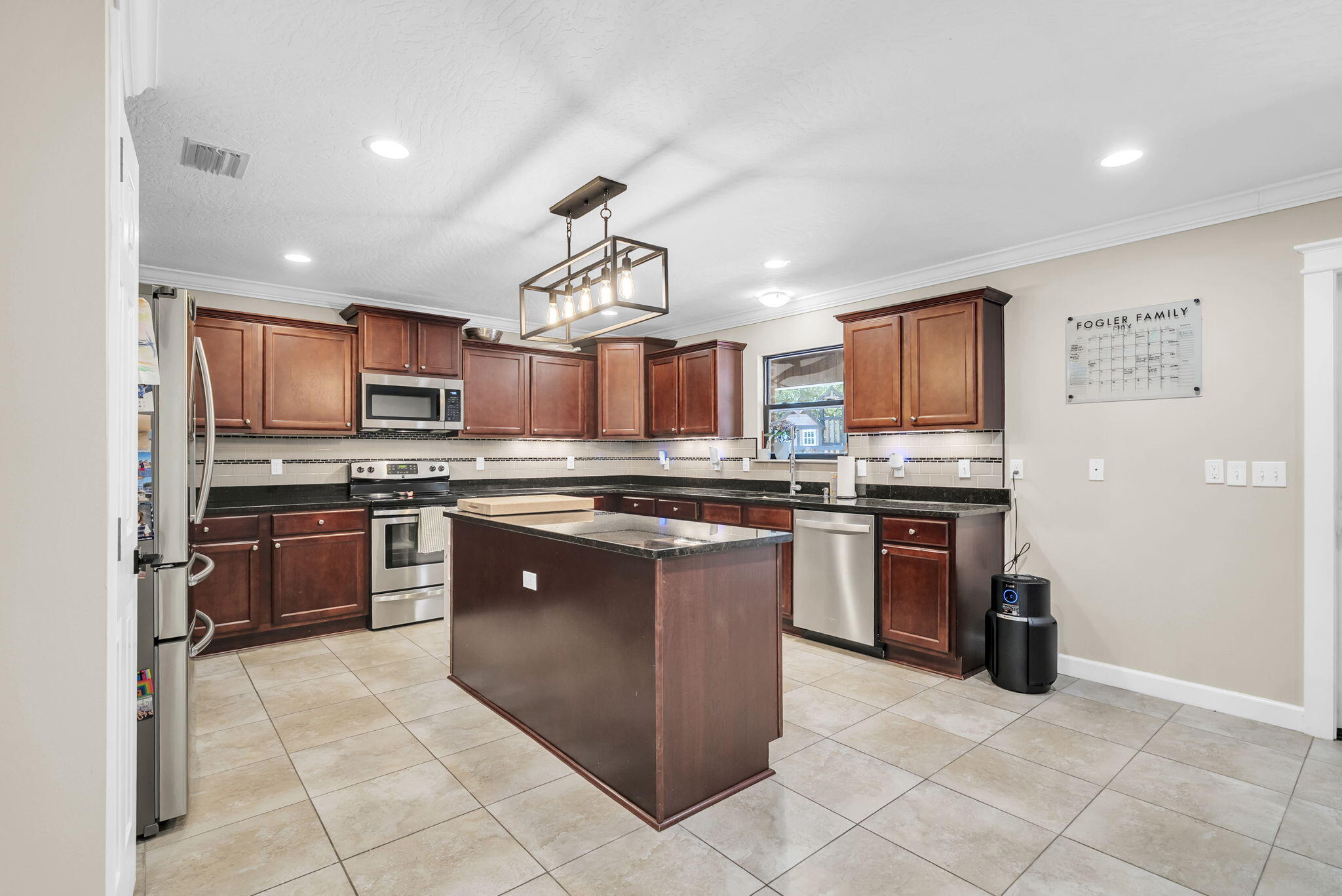 GARNIERS BEACH 6TH - Residential