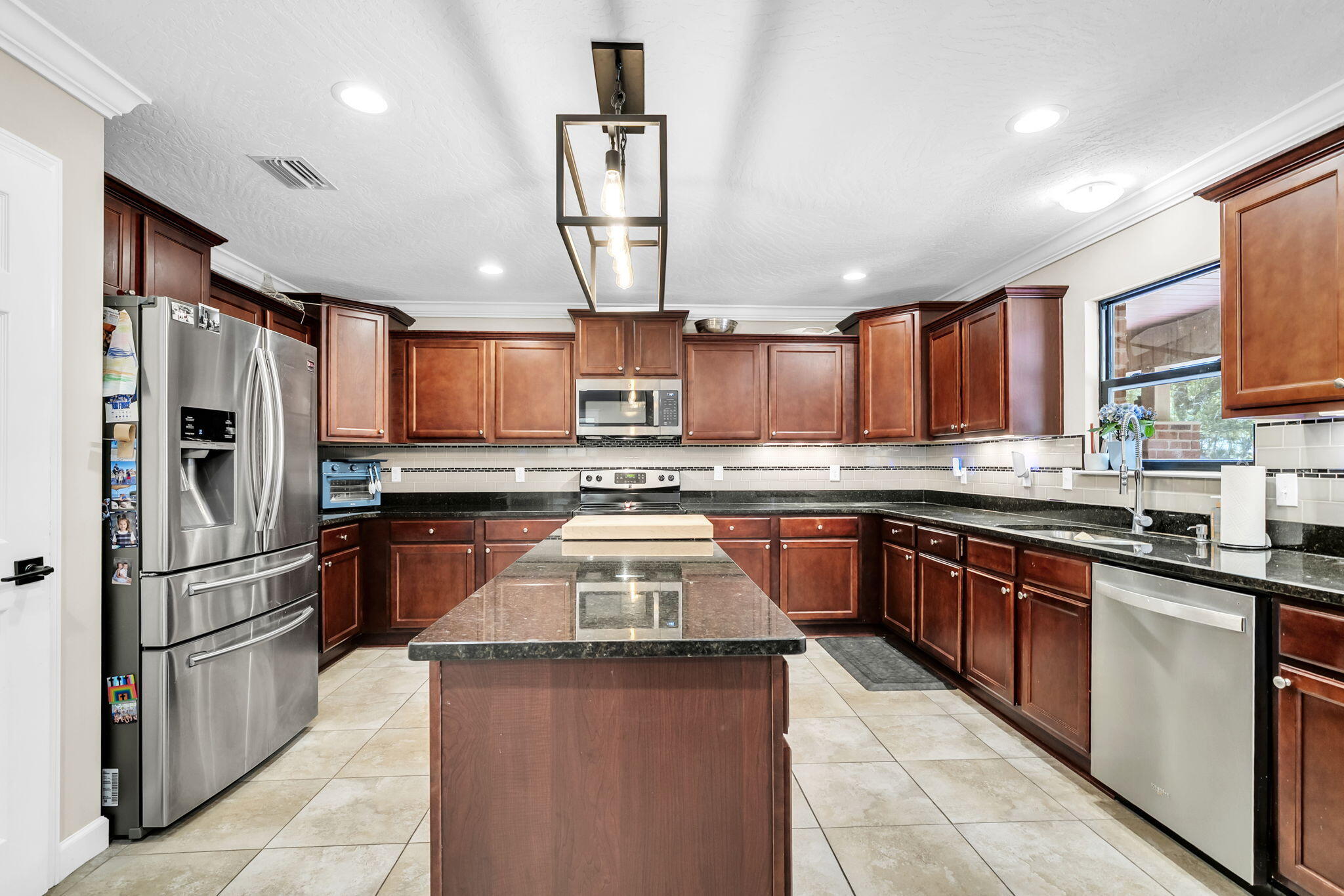 GARNIERS BEACH 6TH - Residential