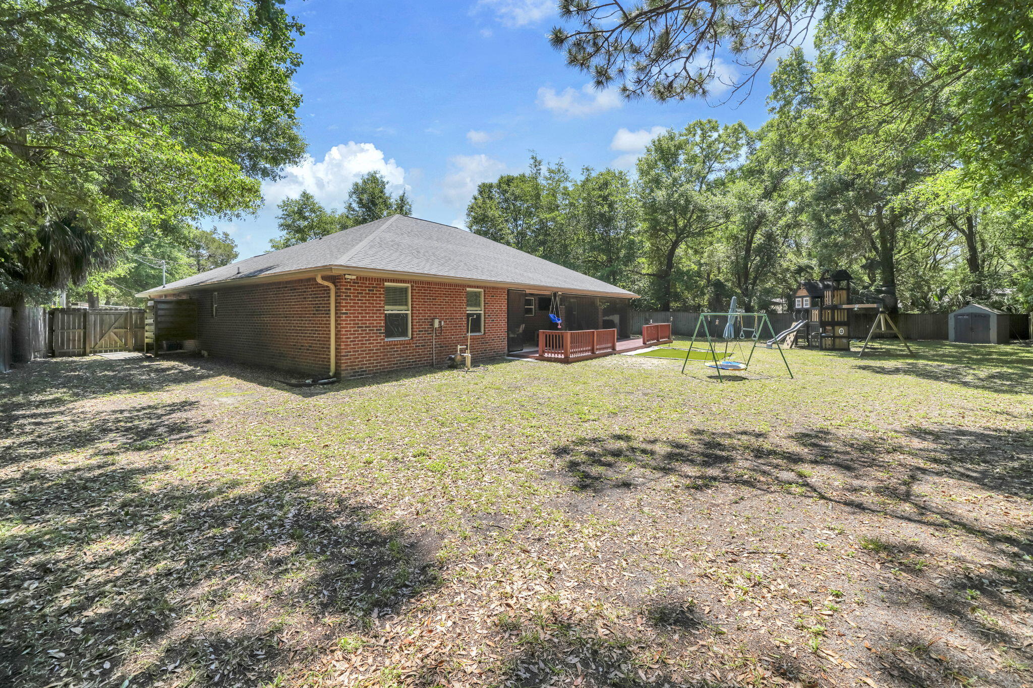GARNIERS BEACH 6TH - Residential
