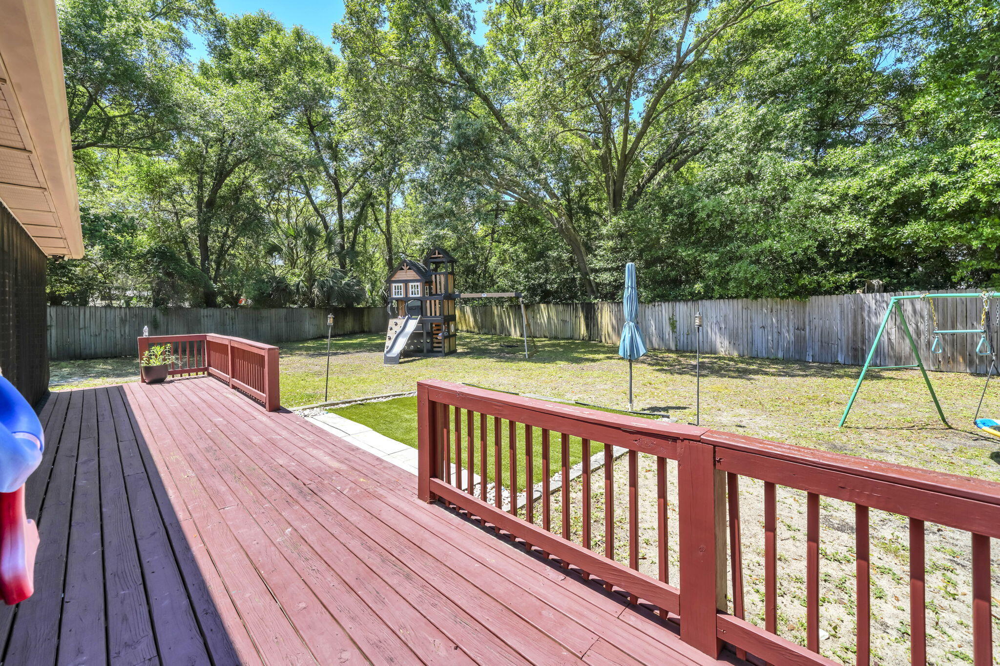 GARNIERS BEACH 6TH - Residential