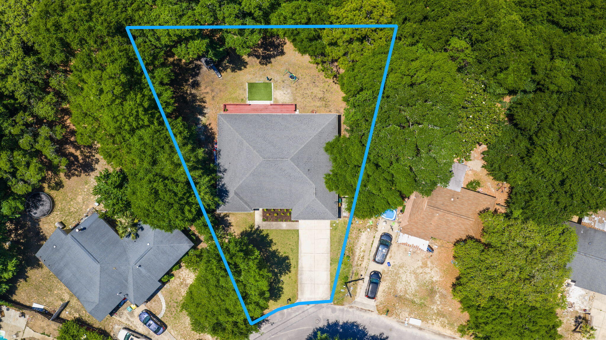 GARNIERS BEACH 6TH - Residential
