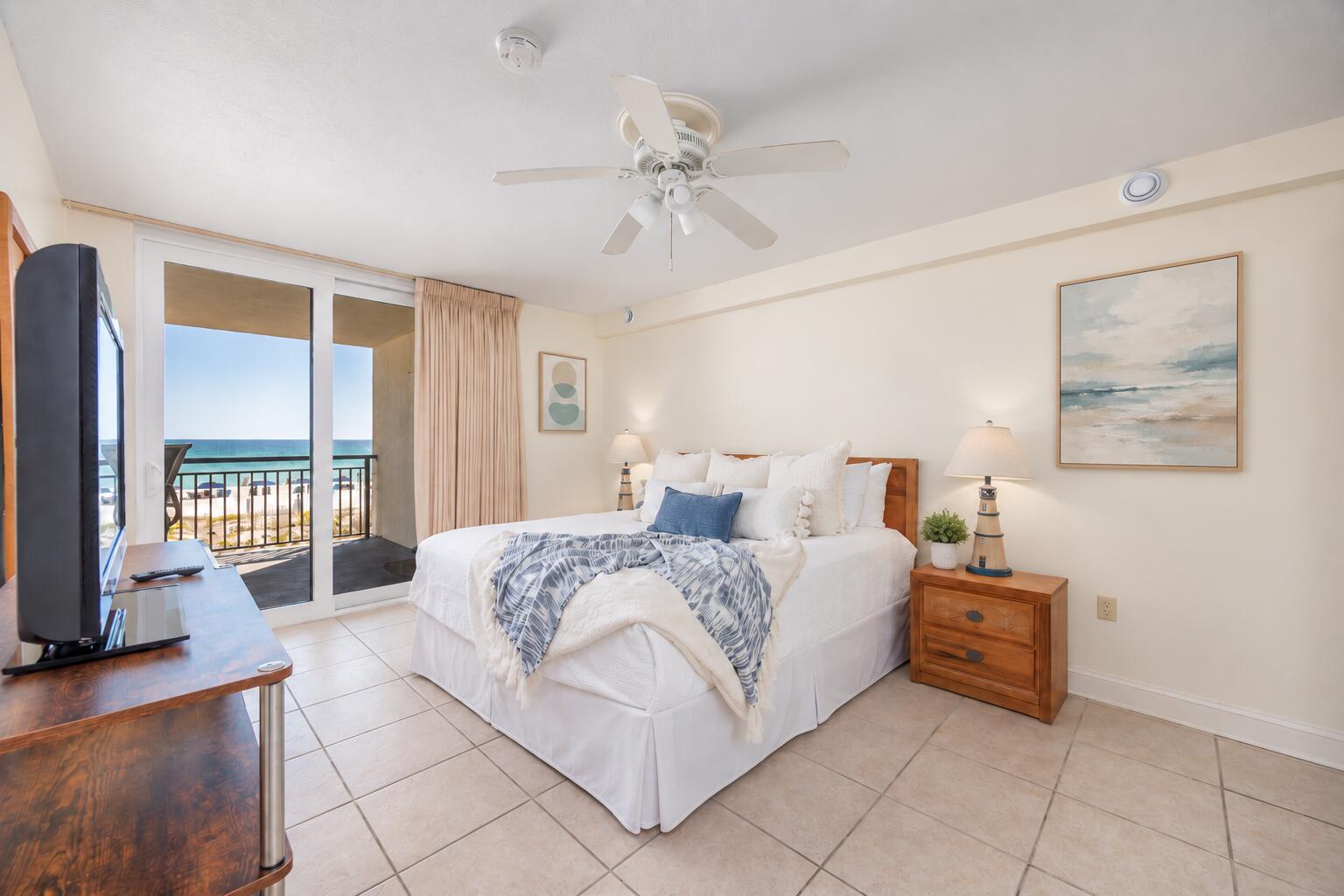 NAUTILUS CONDO - Residential