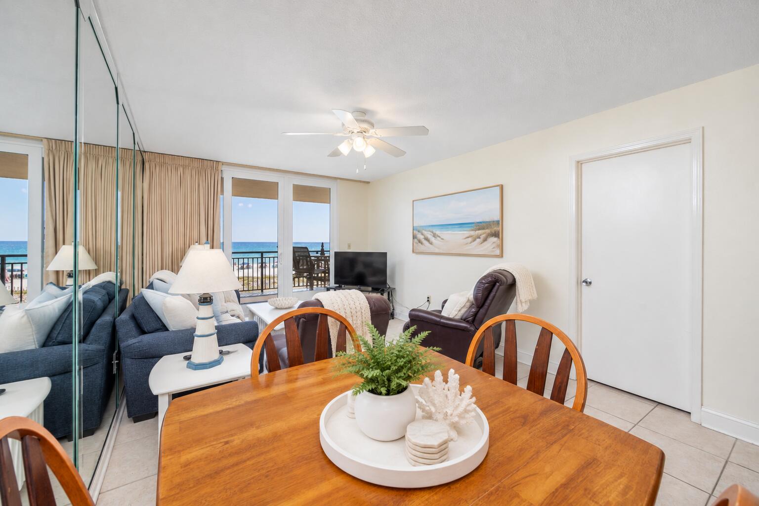 NAUTILUS CONDO - Residential