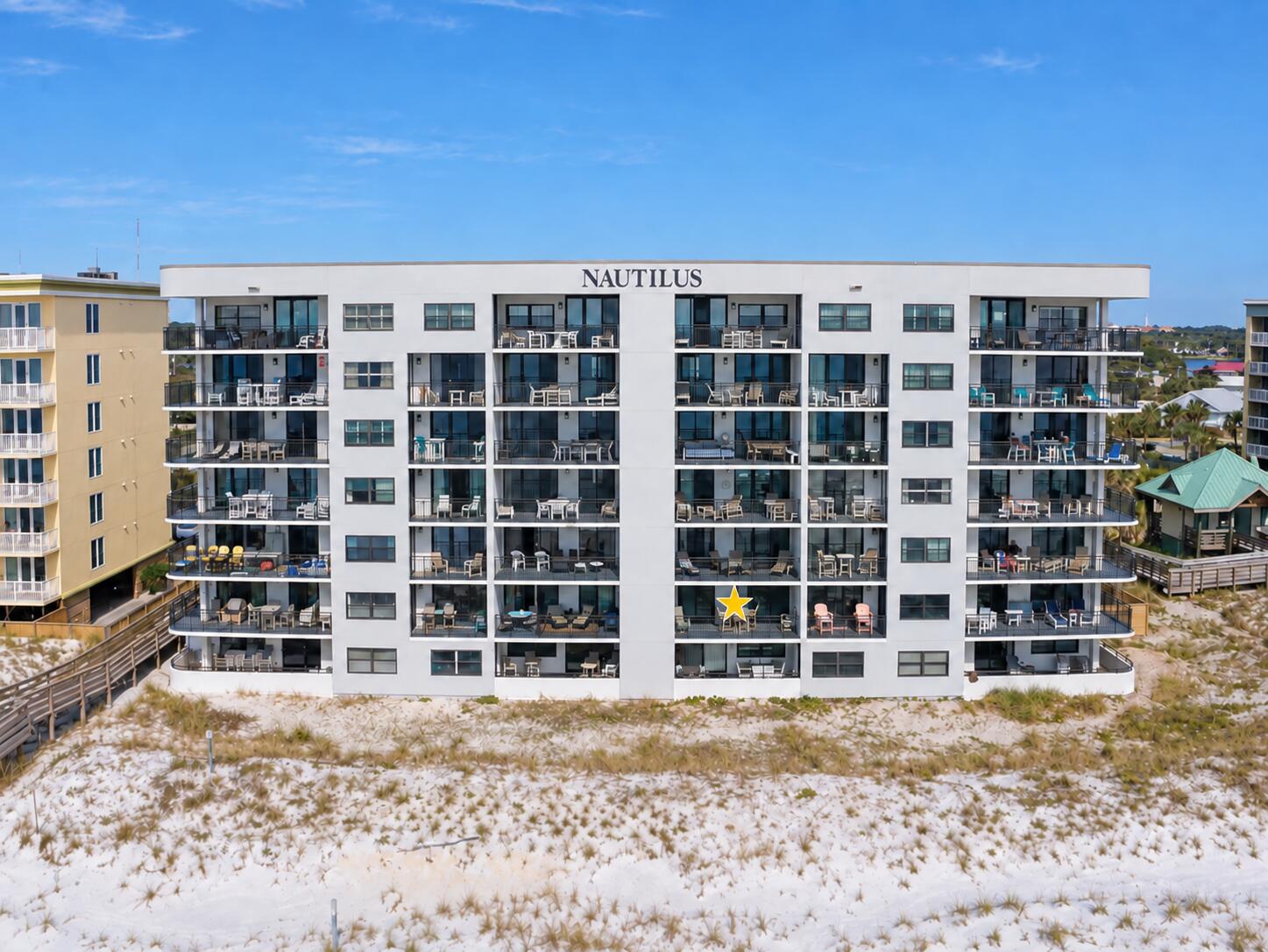 NAUTILUS CONDO - Residential