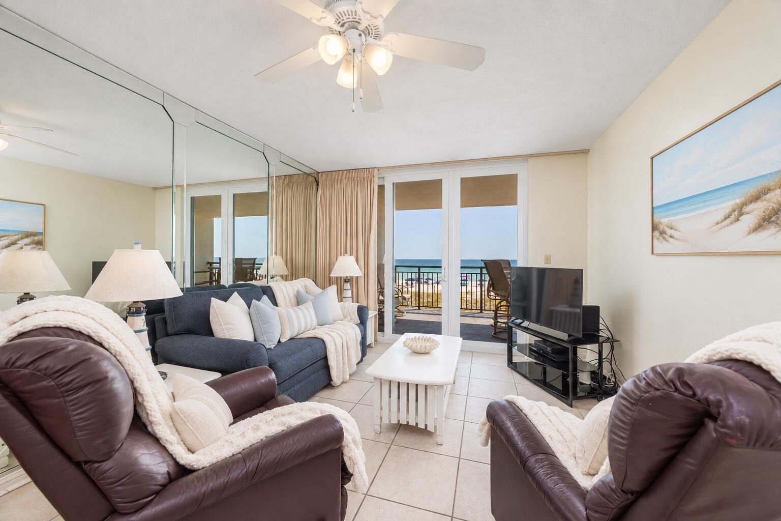 NAUTILUS CONDO - Residential