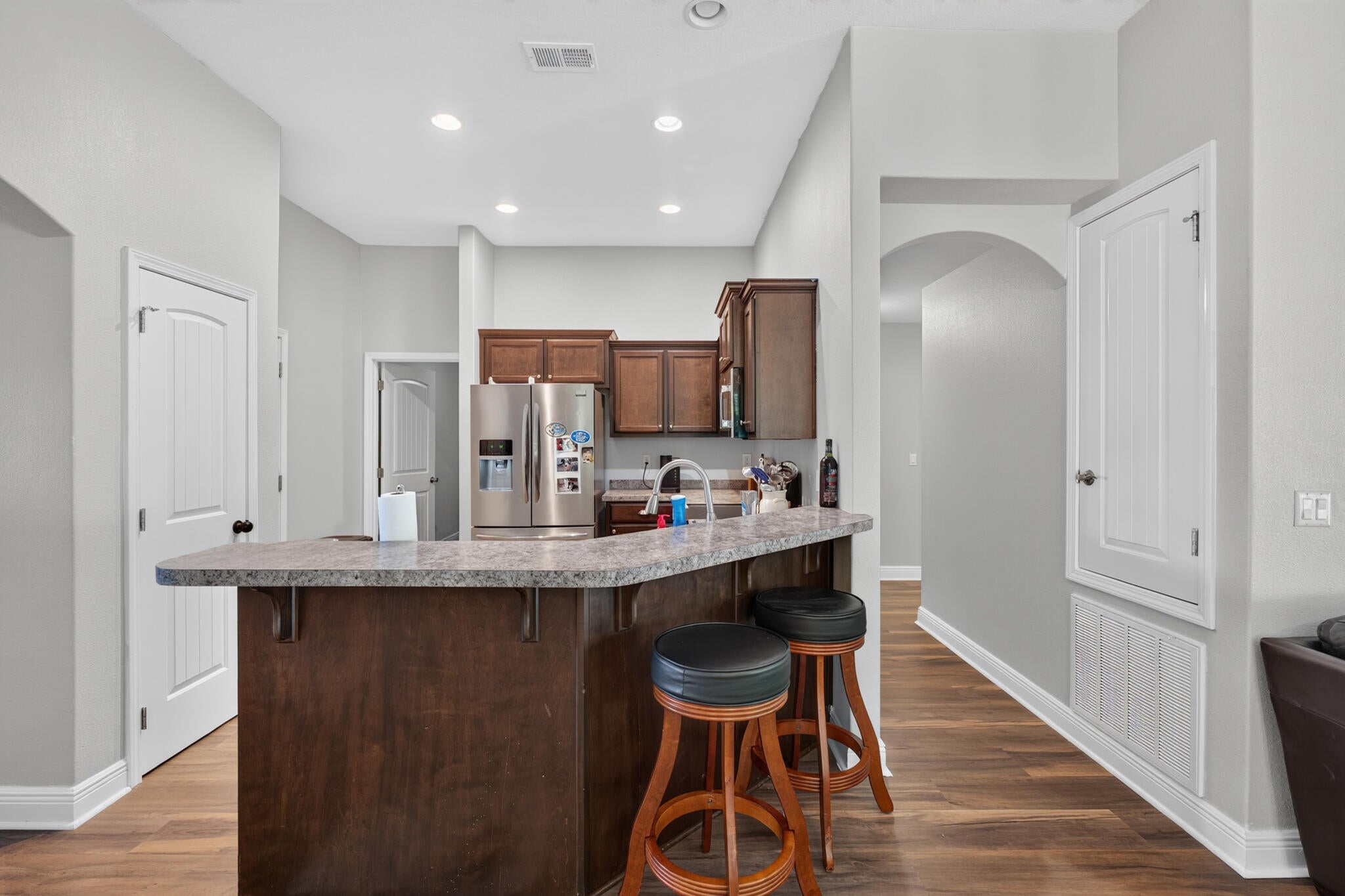 EAGLE BAY - Residential