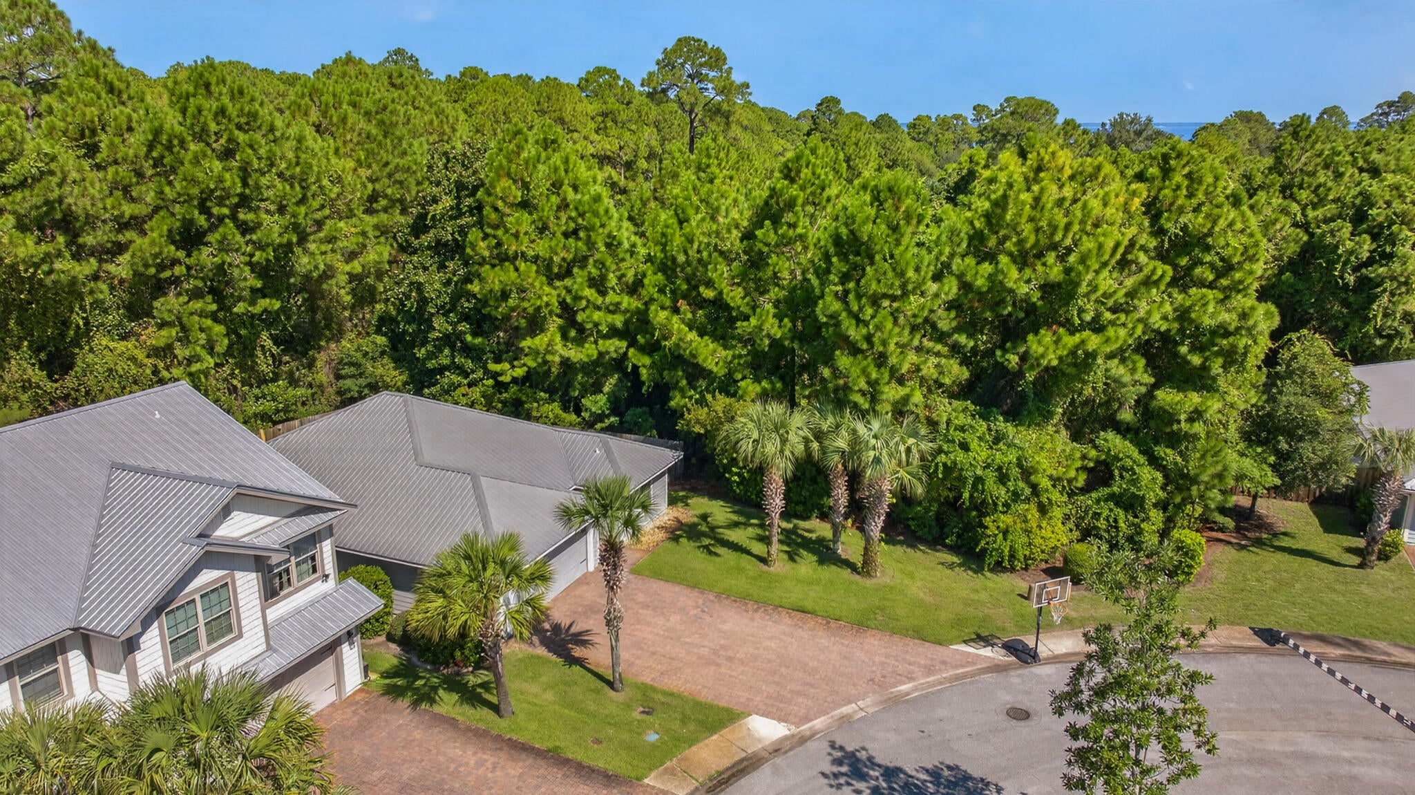 EAGLE BAY - Residential