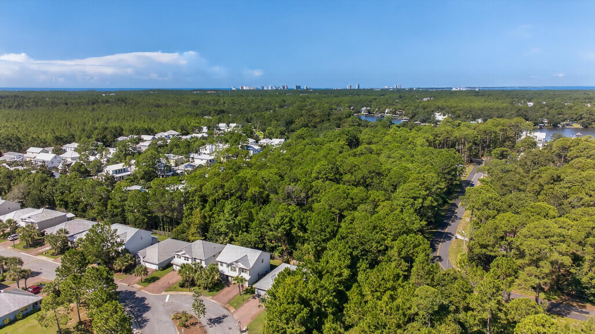 EAGLE BAY - Residential