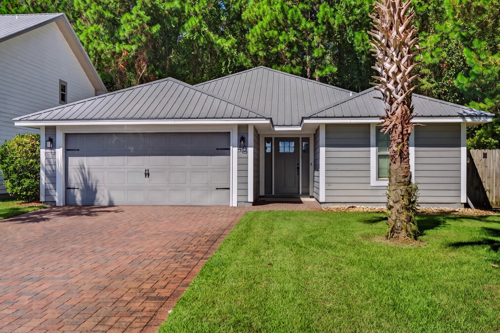 EAGLE BAY - Residential