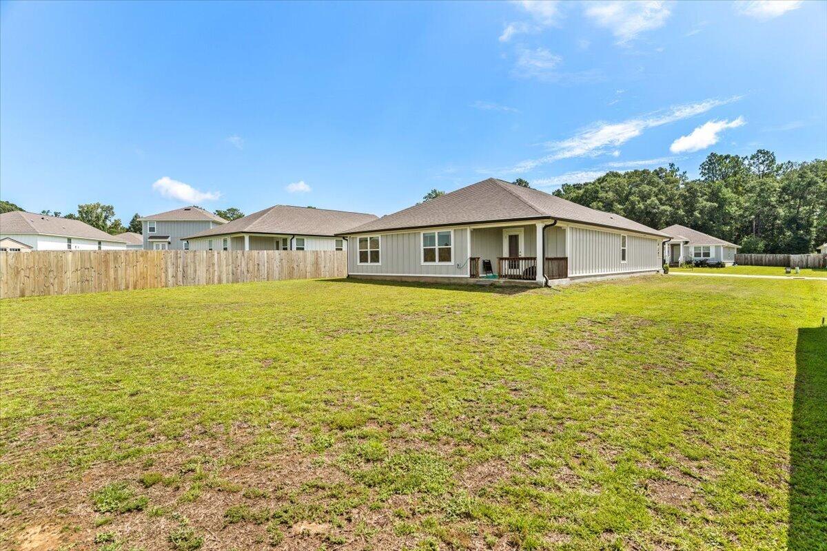 SILVER LAKE VILLAGE - Residential