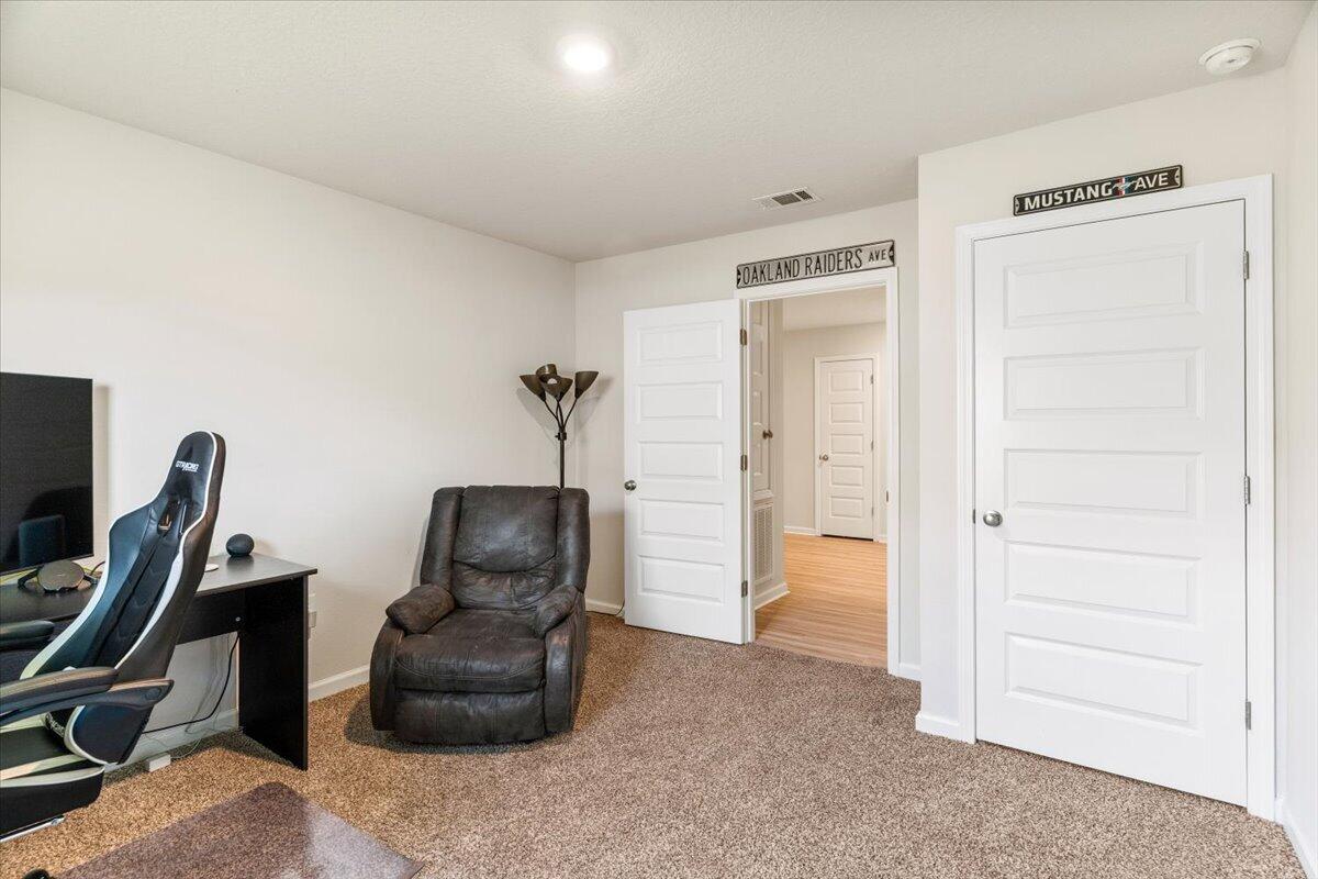 SILVER LAKE VILLAGE - Residential