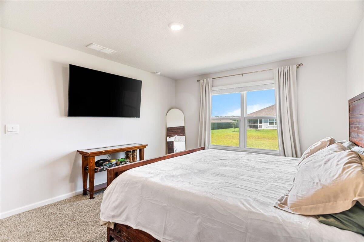 SILVER LAKE VILLAGE - Residential