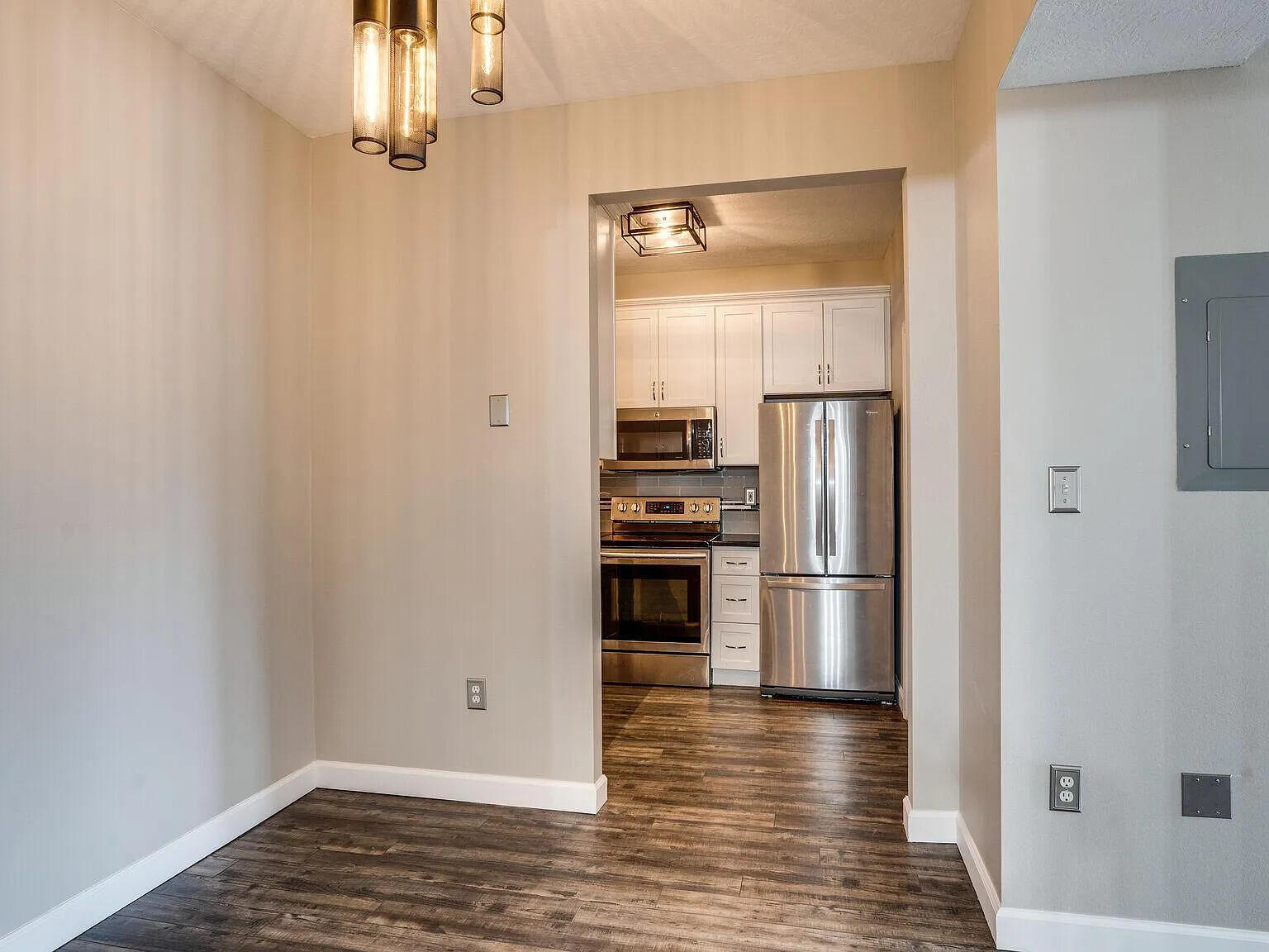 THE OAKS AT NICEVILLE - Residential