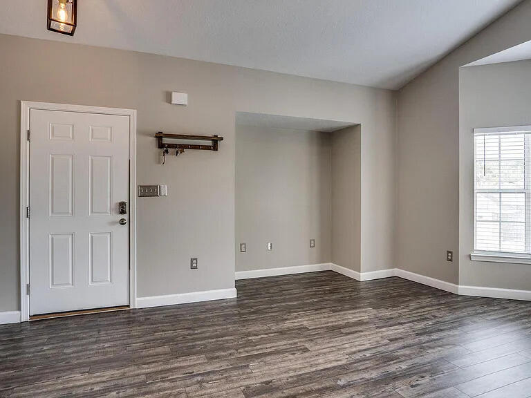 THE OAKS AT NICEVILLE - Residential