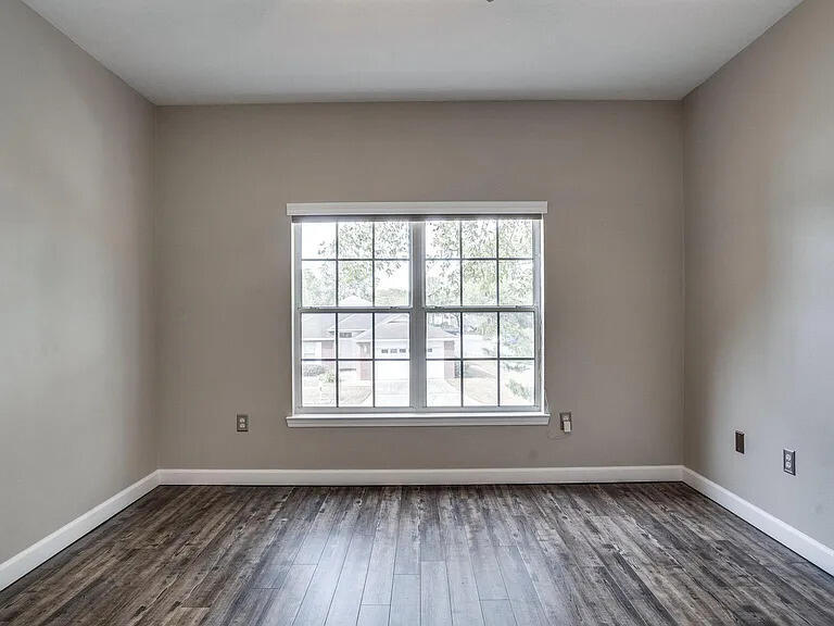 THE OAKS AT NICEVILLE - Residential