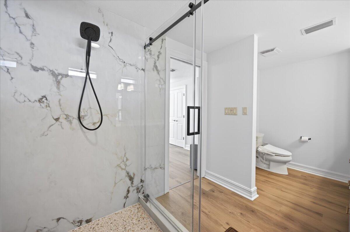 Compass Rose - Residential