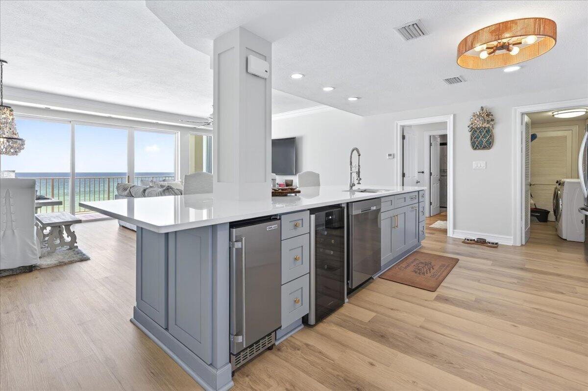 Compass Rose - Residential