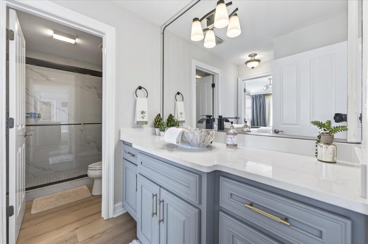 Compass Rose - Residential