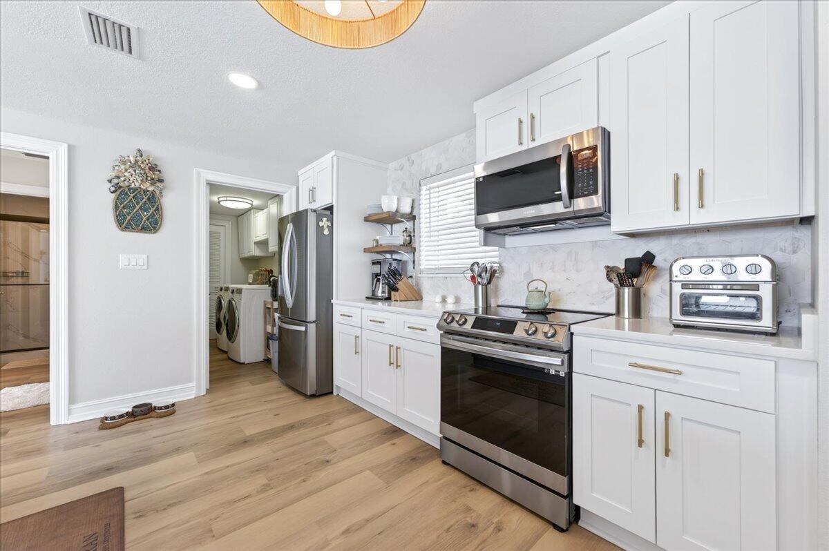 Compass Rose - Residential