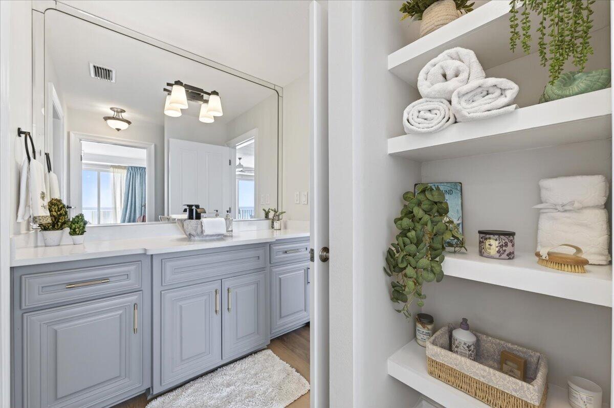 Compass Rose - Residential