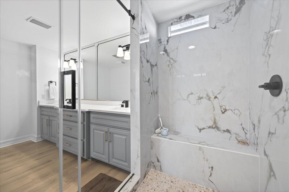 Compass Rose - Residential