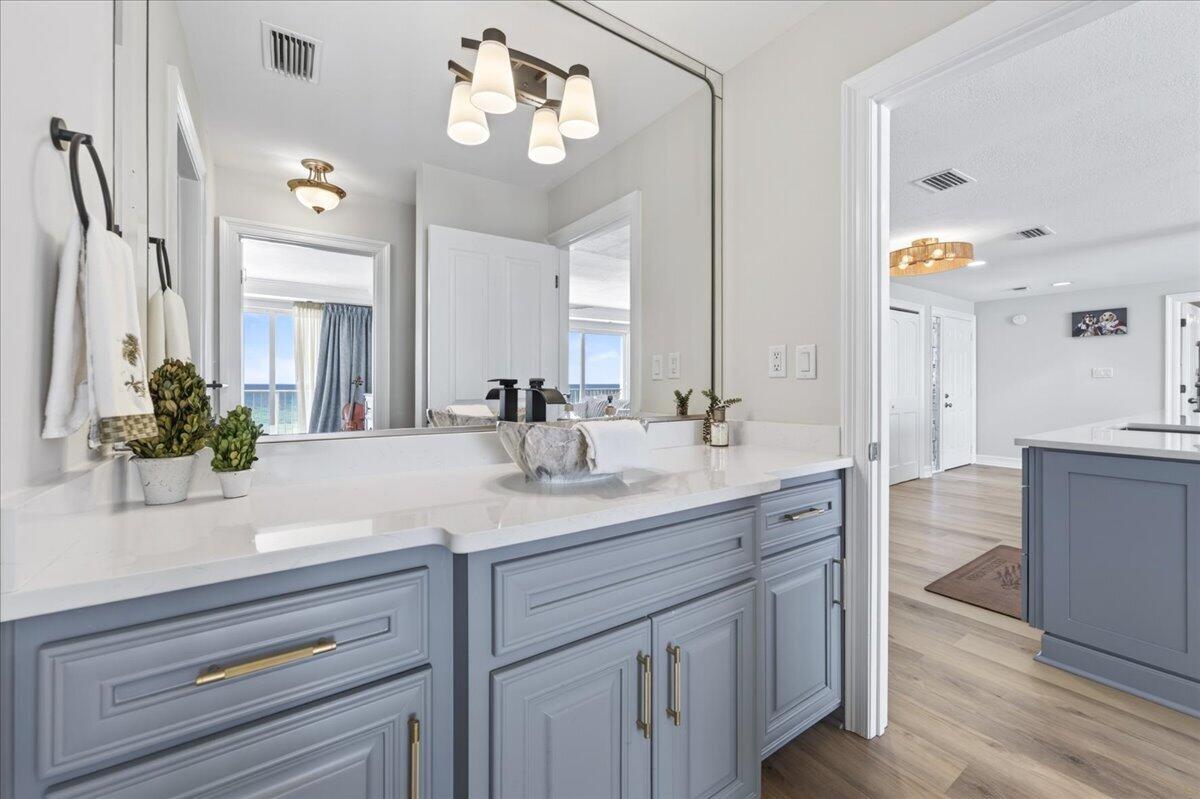 Compass Rose - Residential