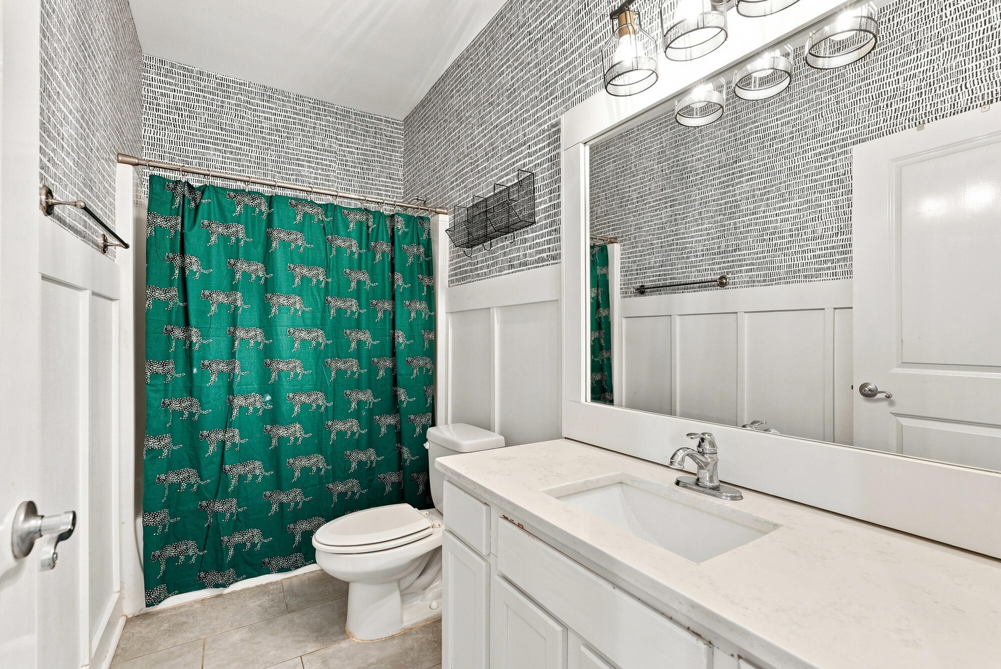 MACK BAYOU CENTER - Residential