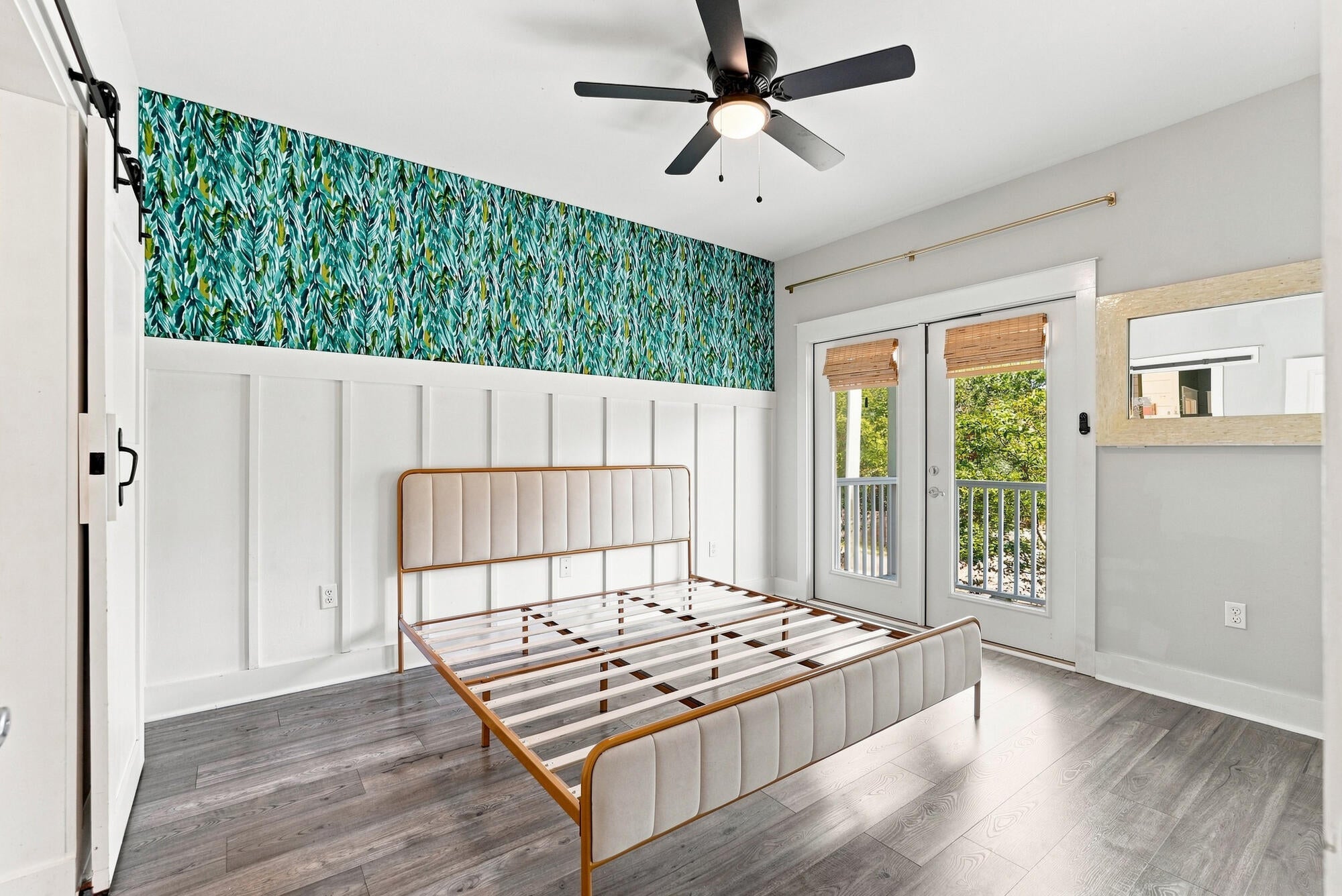 MACK BAYOU CENTER - Residential