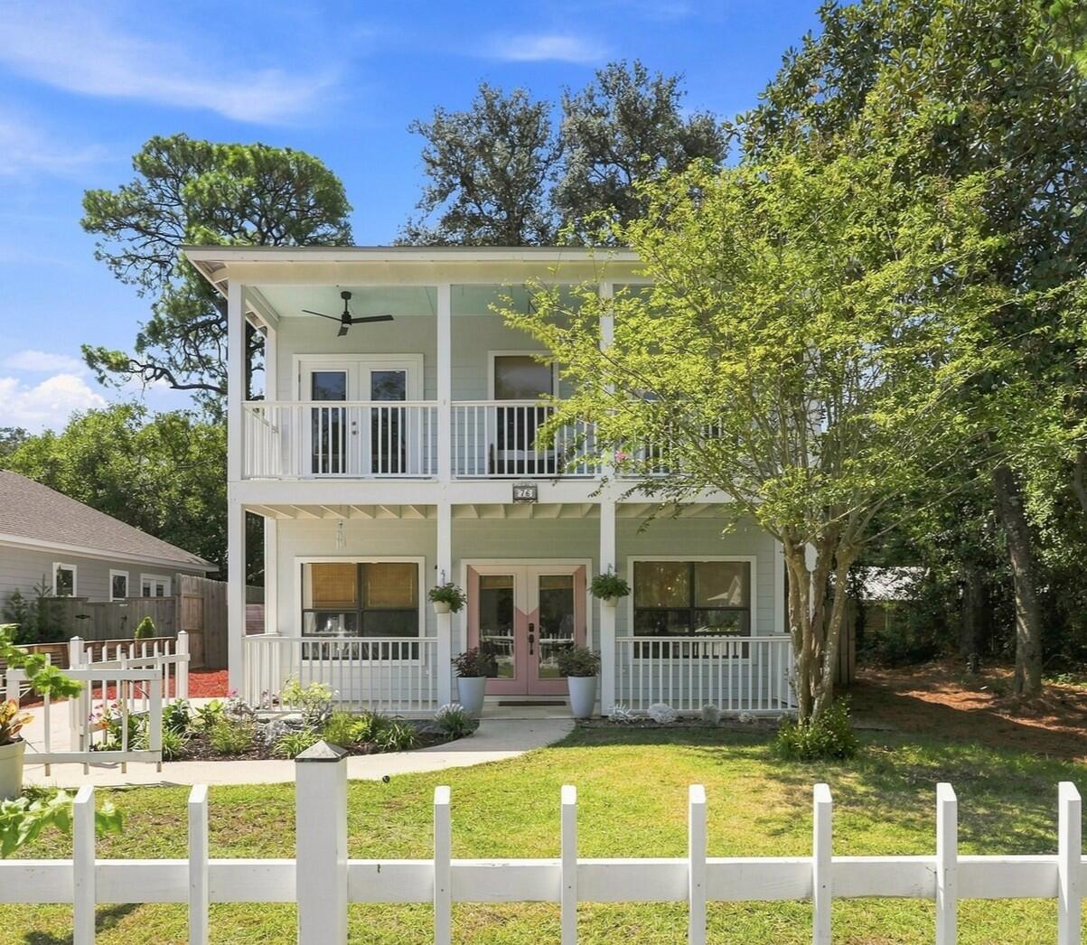 MACK BAYOU CENTER - Residential