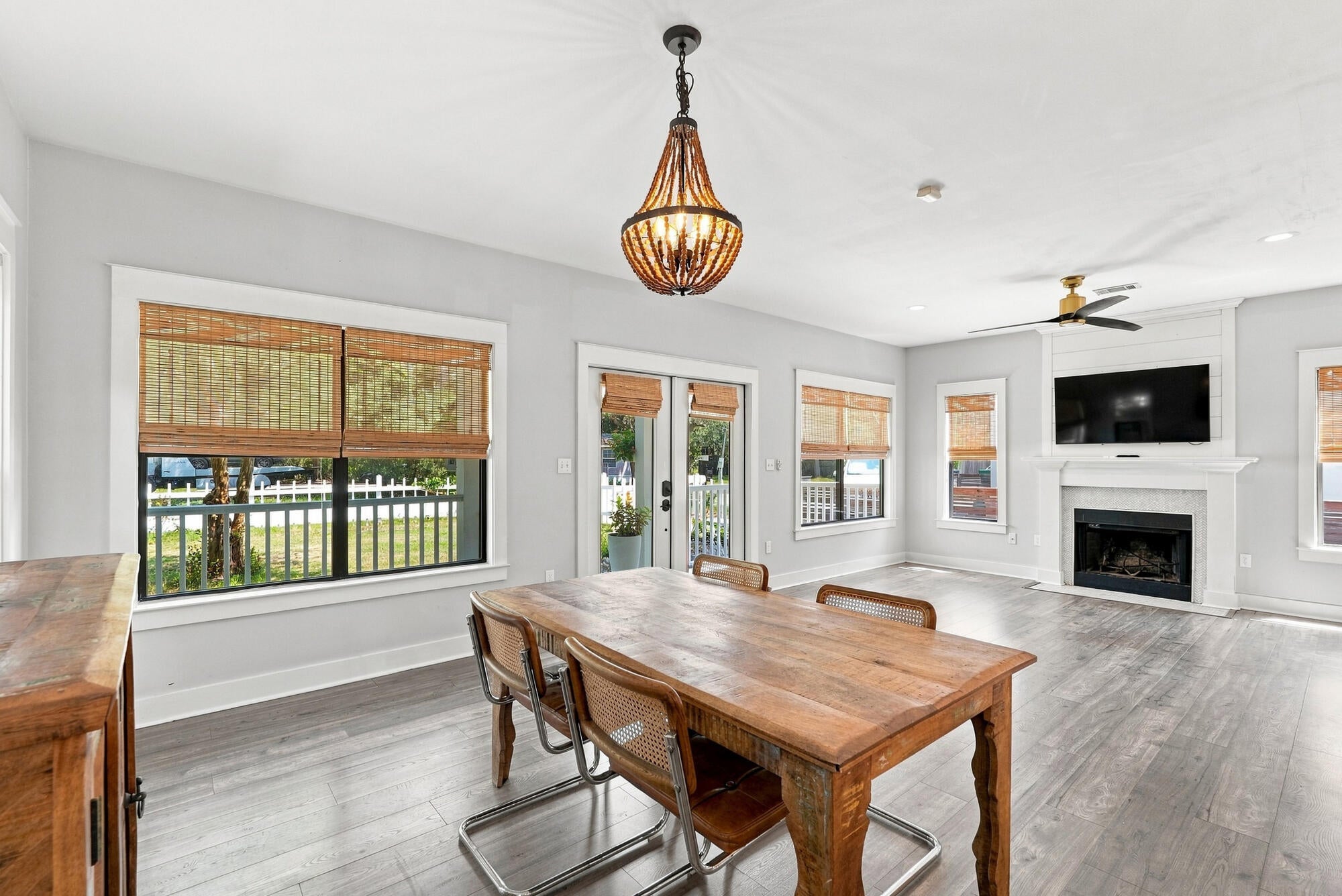 MACK BAYOU CENTER - Residential