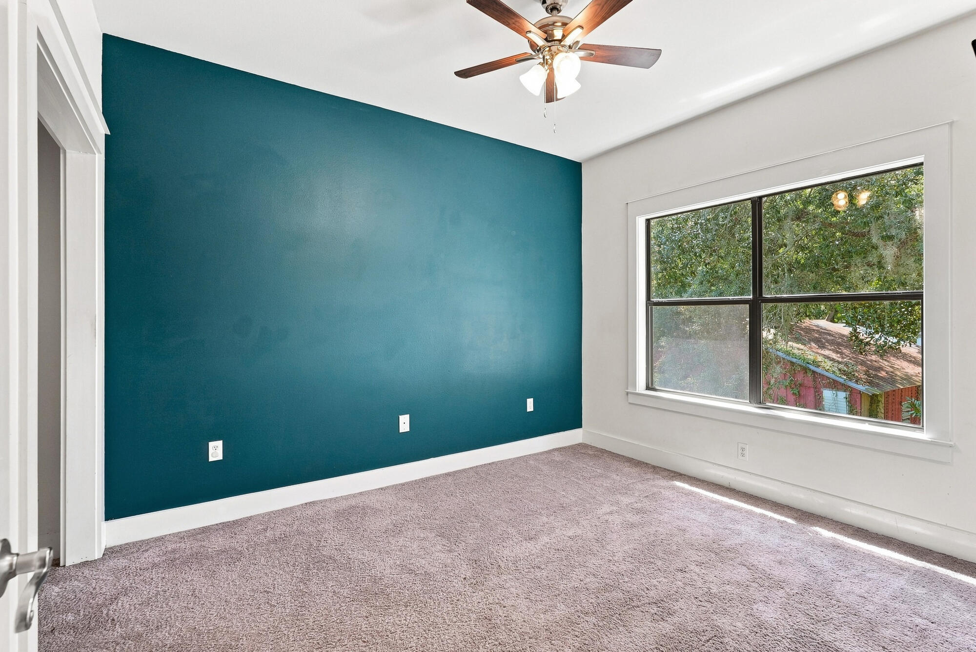MACK BAYOU CENTER - Residential