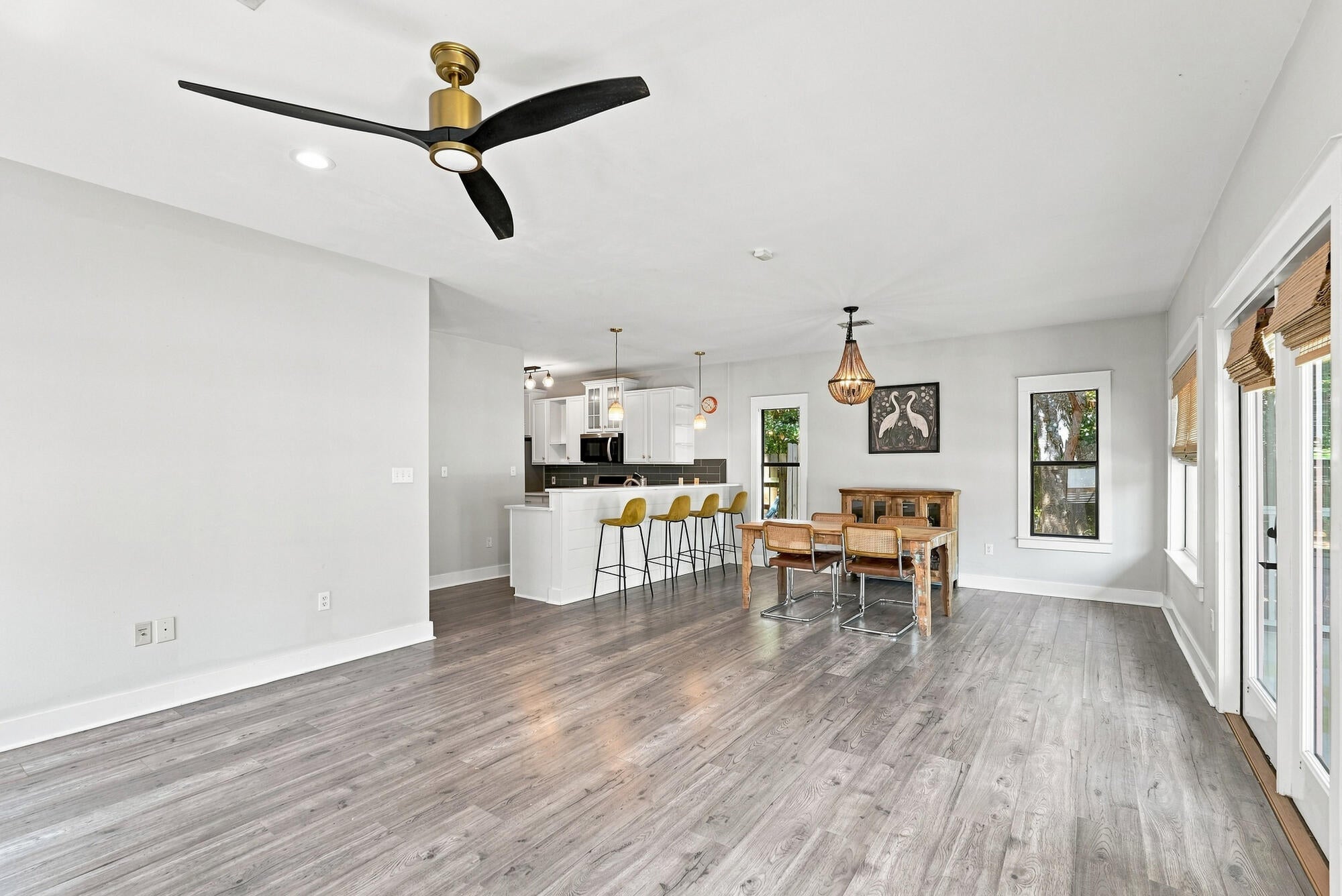 MACK BAYOU CENTER - Residential
