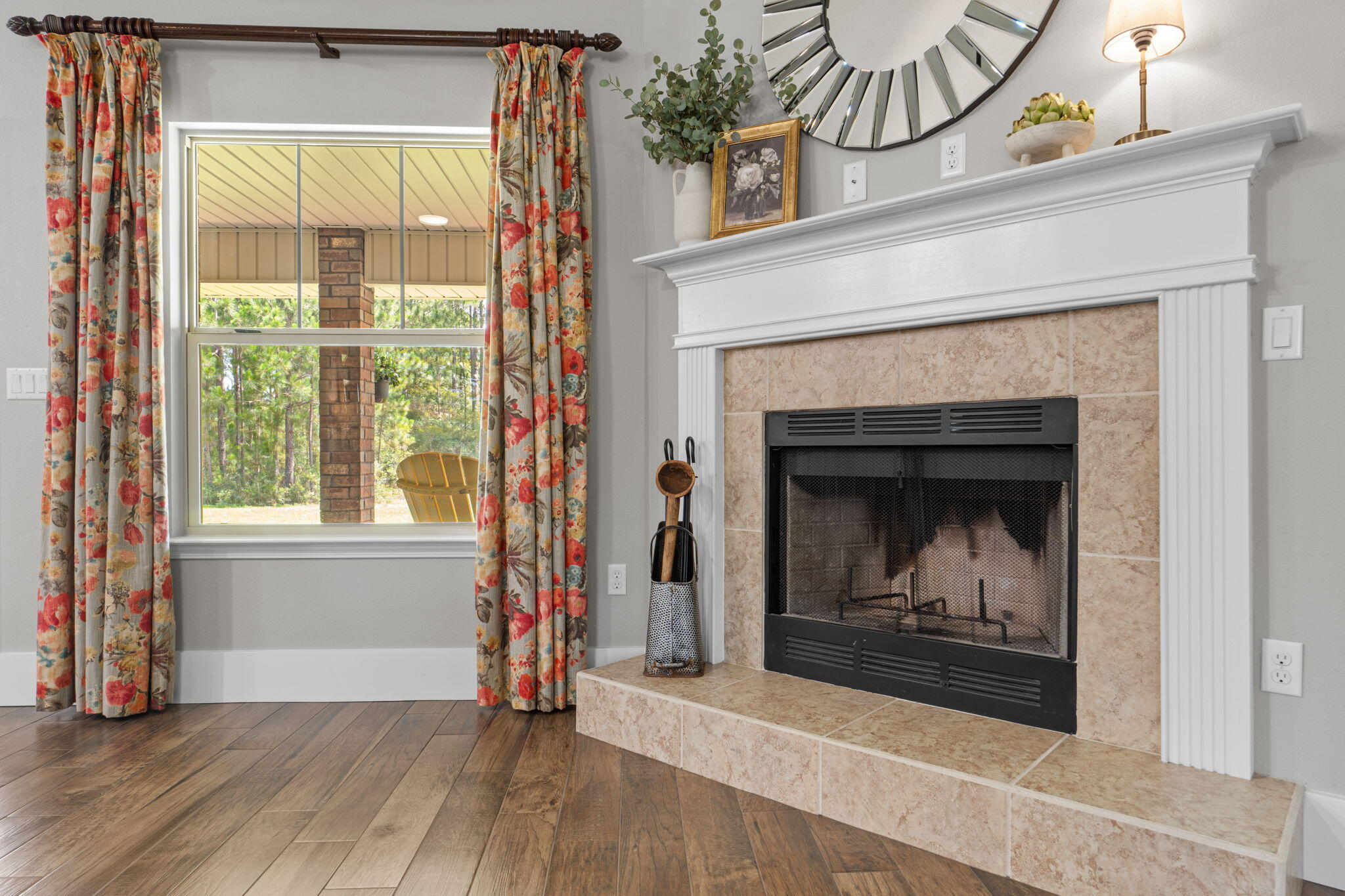 EAST BAY RIVER ESTATES - Residential