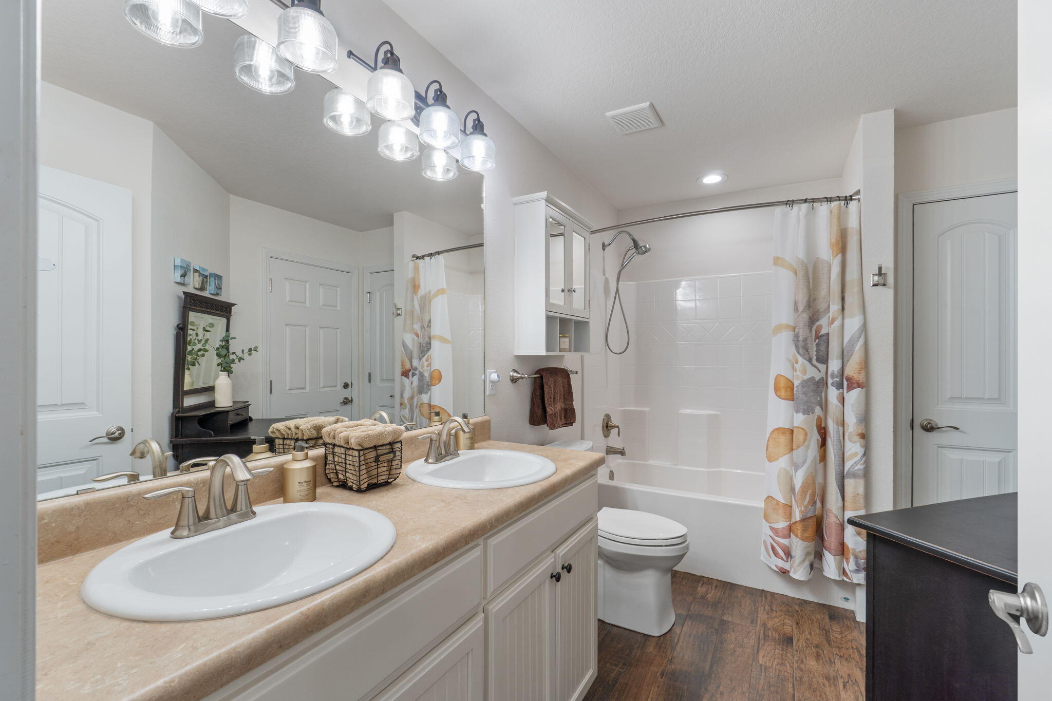 EAST BAY RIVER ESTATES - Residential
