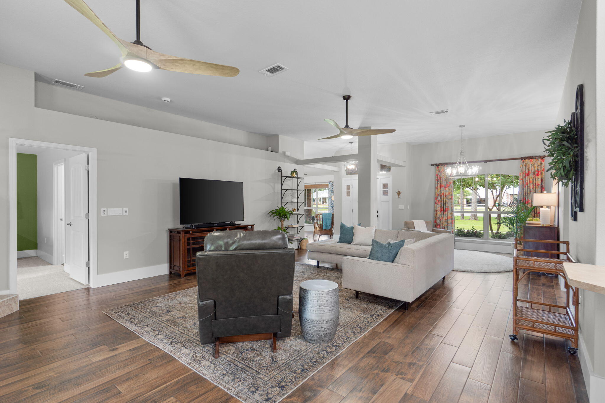 EAST BAY RIVER ESTATES - Residential