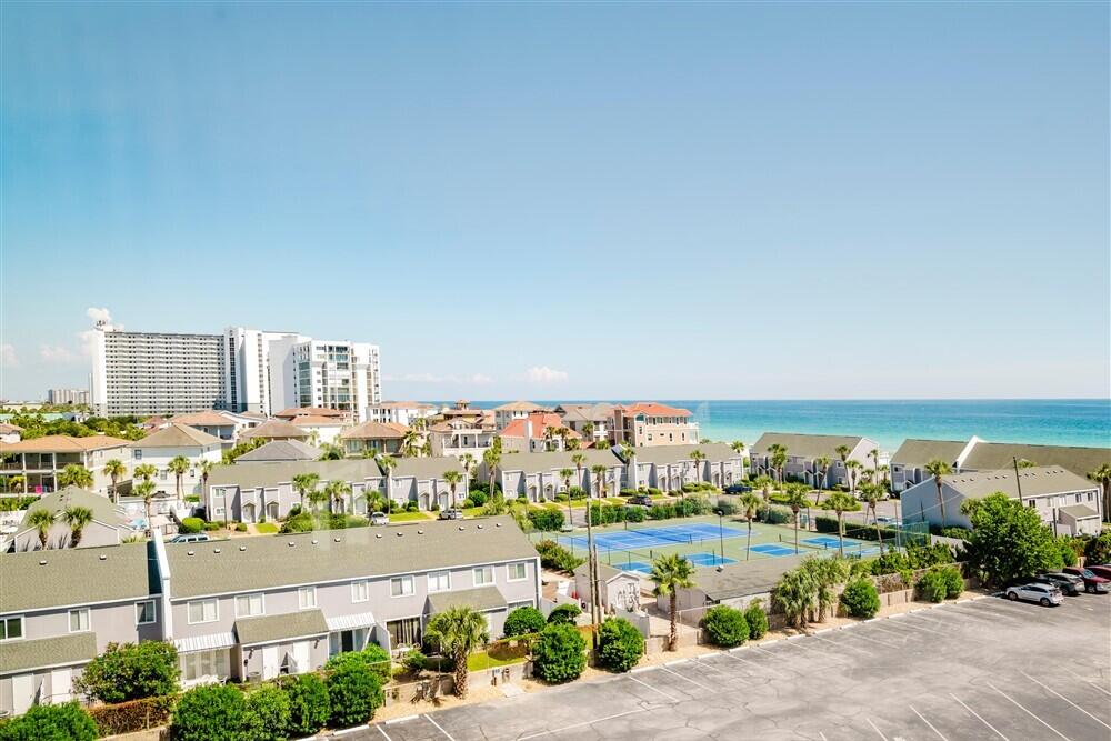 SHORELINE TOWERS 3 - Residential