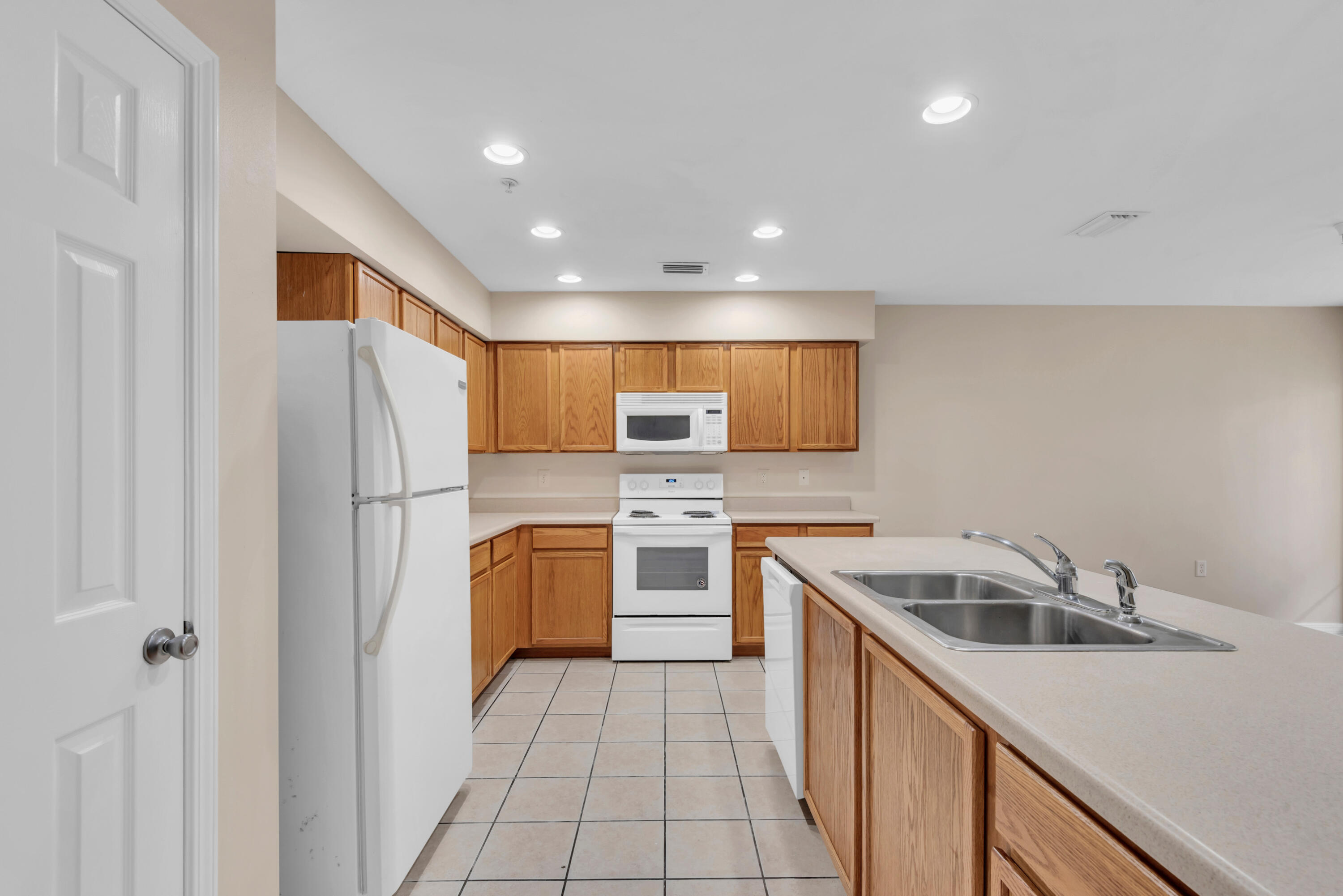Wights parkway townhomes - Residential Lease