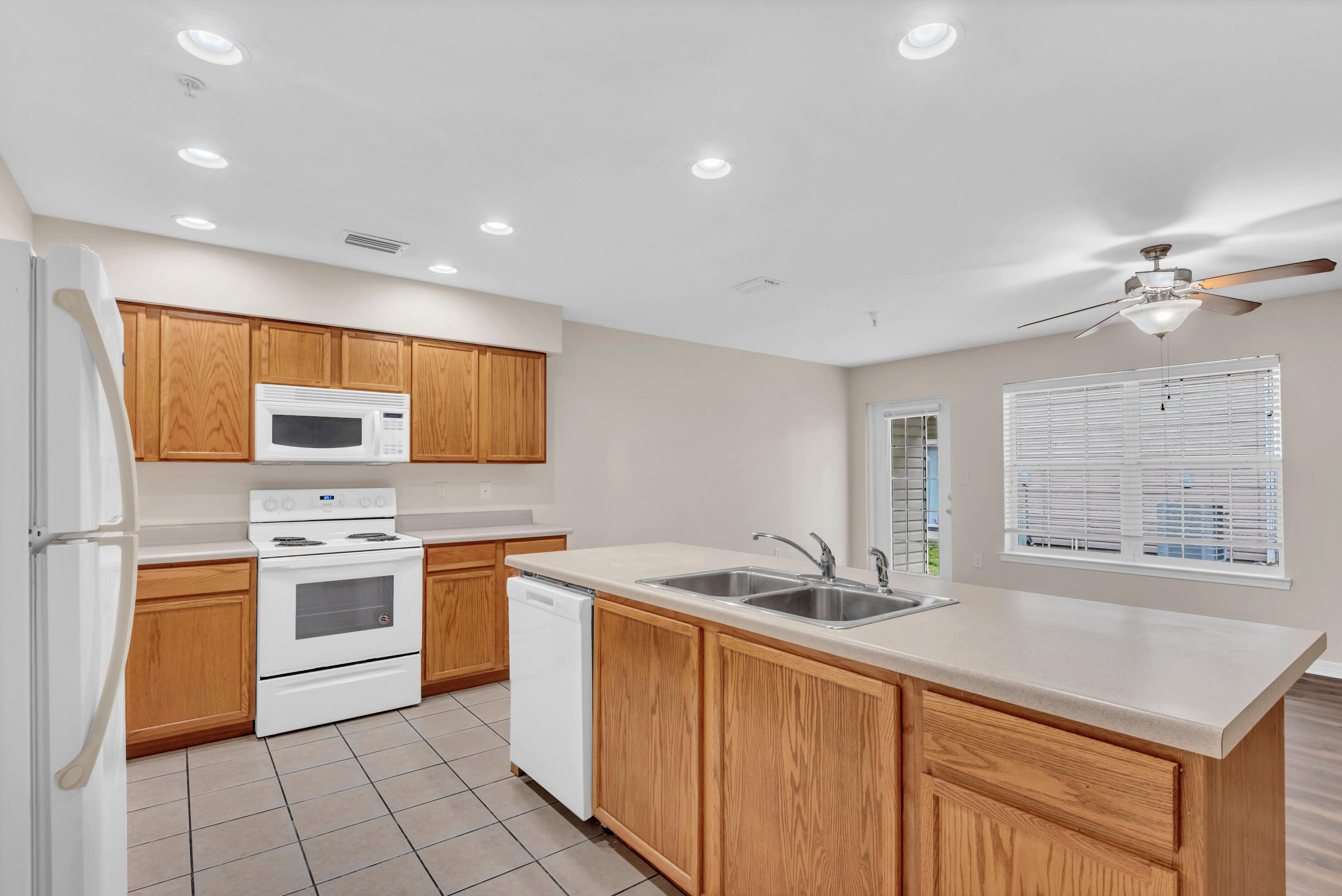 Wights parkway townhomes - Residential Lease